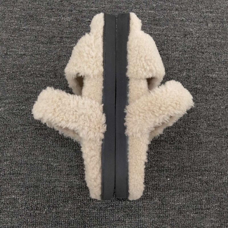 Louis Vuitton Louis Vuitton Cozy Beige Slippers with Metal Logo -2508 Size US 4 / IT 34 - 2 Thumbnail