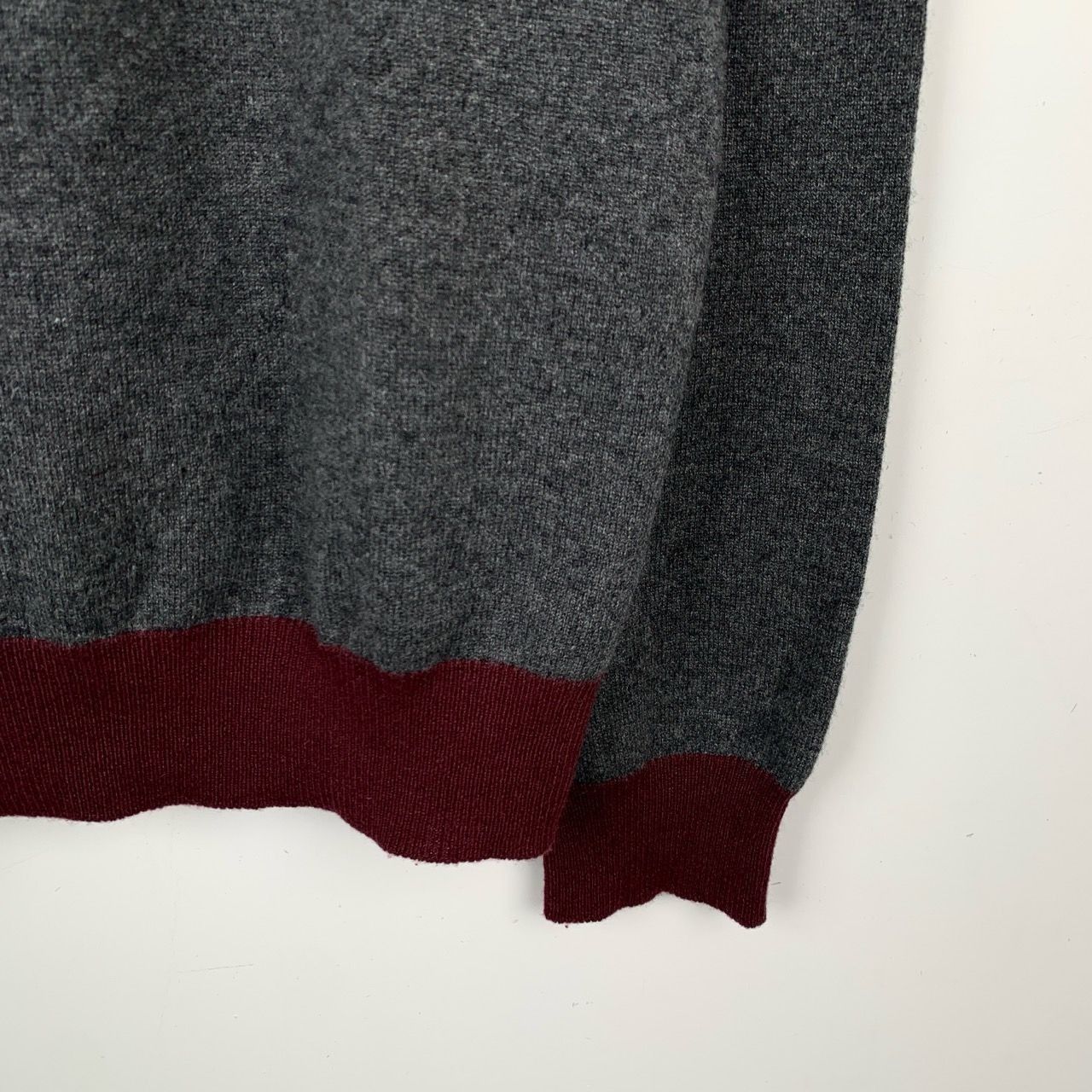Hermes Hermès Gray Wool Sweater With Burgundy Trim & World Map Grap Size US L / EU 52-54 / 3 - 5 Thumbnail