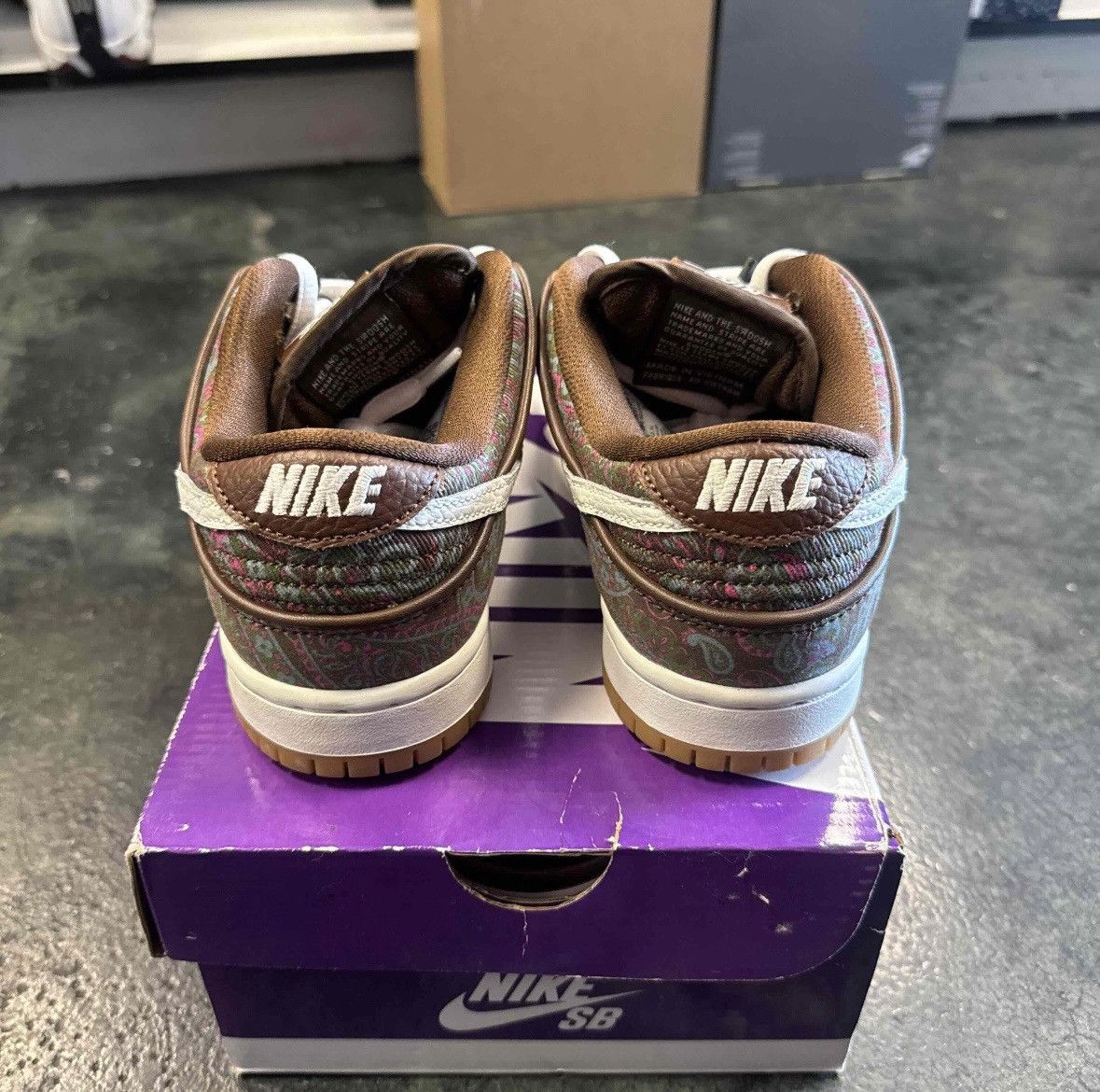 Nike SB Dunk Low SB Paisley Size US 5.5 / EU 38 - 4 Thumbnail