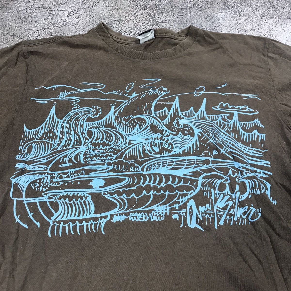 Vintage Vintage Y2K Quicksilver Sun Faded Graphic Tee Streetwear M Size US M / EU 48-50 / 2 - 2 Thumbnail