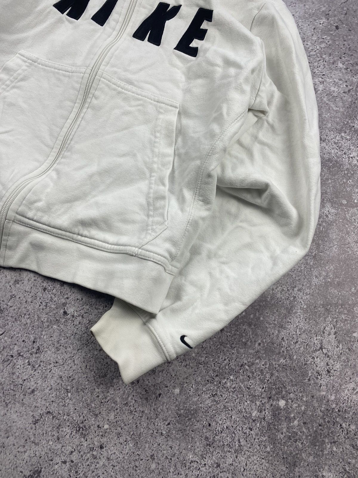 Nike × Vintage Vintage Y2K Nike Big Logo White Zip Up Hoodie rare 90’s Size M / US 6-8 / IT 42-44 - 4 Thumbnail