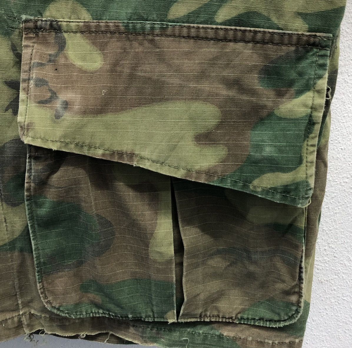 Vintage Vintage Us Army Woodland Camo Military Field Jacket Size US L / EU 52-54 / 3 - 6 Thumbnail