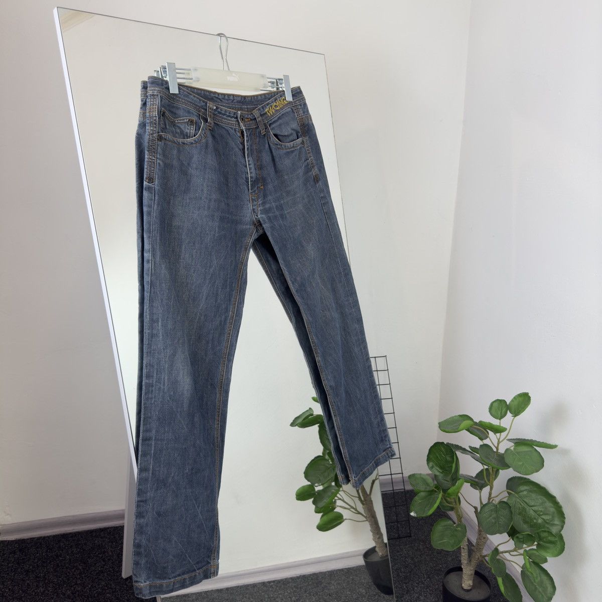 Japanese Brand Japanese Brand Denim Pants Big Enbroidered Print Size US 34 / EU 50 - 3 Thumbnail