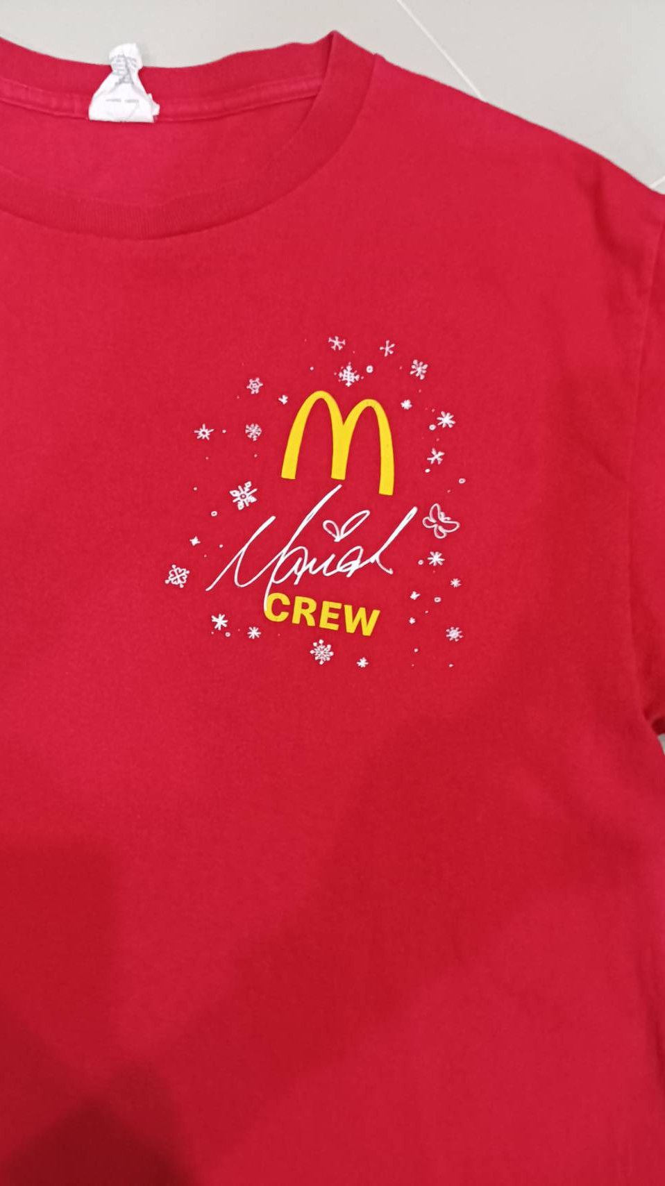 Rap Tees McDonald's Mariah Carey Holiday /Christmas Crew T Shirt Size M / US 6-8 / IT 42-44 - 2 Thumbnail