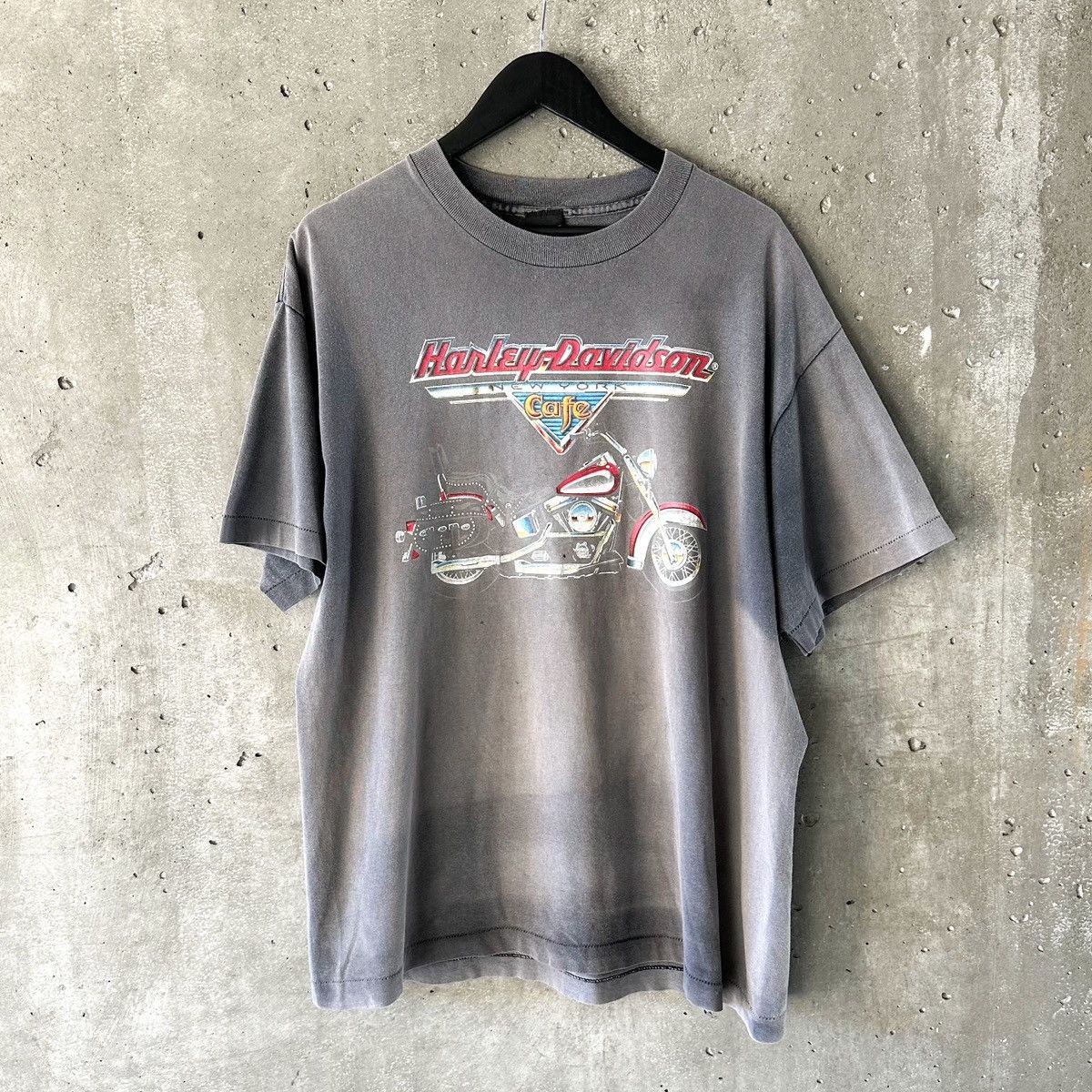 Harley Davidson 90s SUN FADED Harley Davidson New York Cafe T-Shirt Size US XL / EU 56 / 4 - 1 Thumbnail