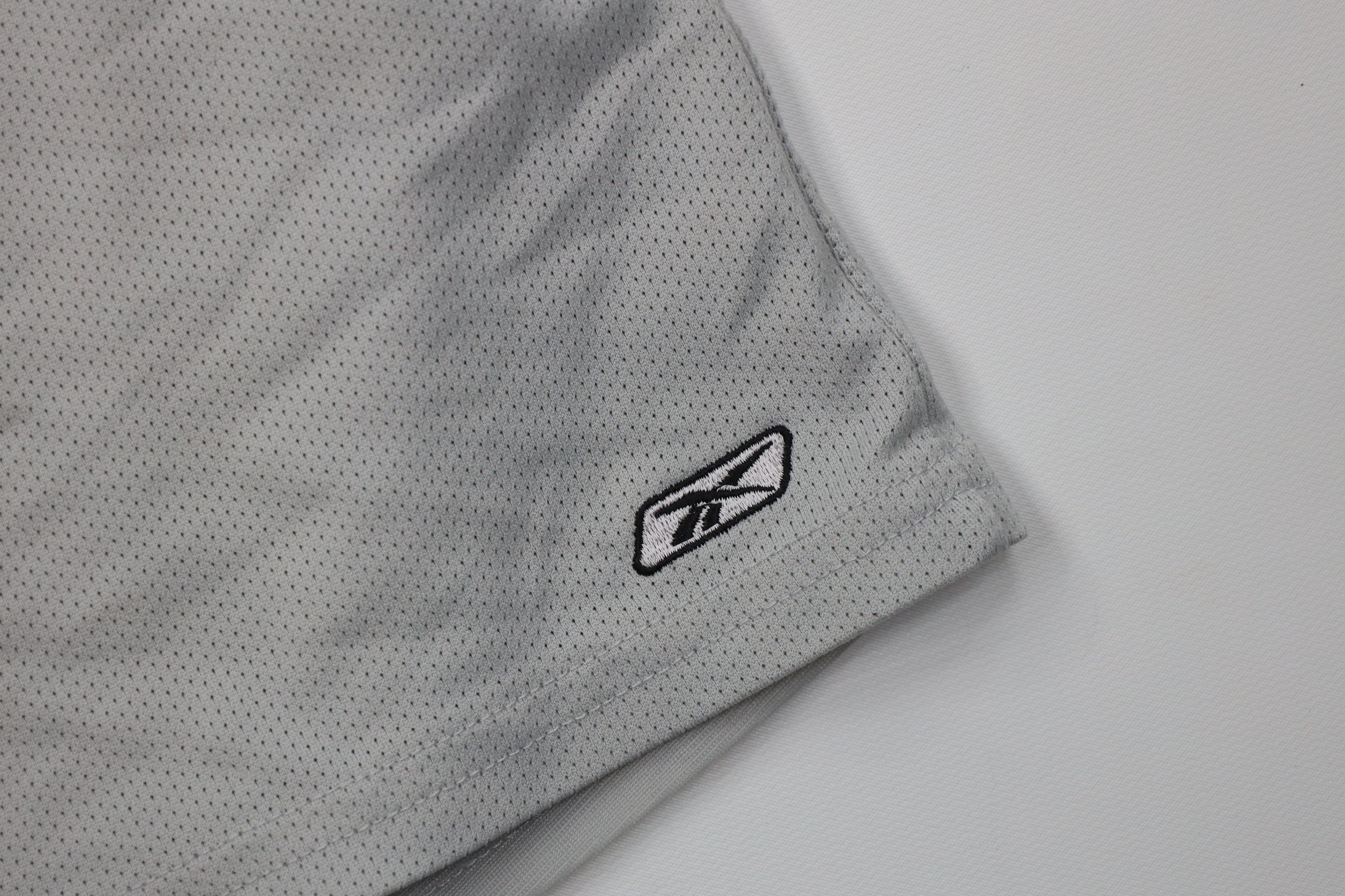 Reebok Vintage 90s Y2K Reebok Logo Above Knee Mesh Shorts Gray 4" Size US 34 / EU 50 - 5 Thumbnail