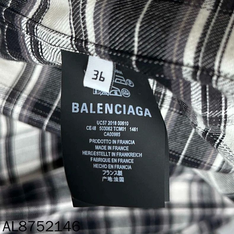 Balenciaga Balenciaga size 36 Classic Plaid Shirt 2501-Nextarrow Size US M / EU 48-50 / 2 - 5 Thumbnail