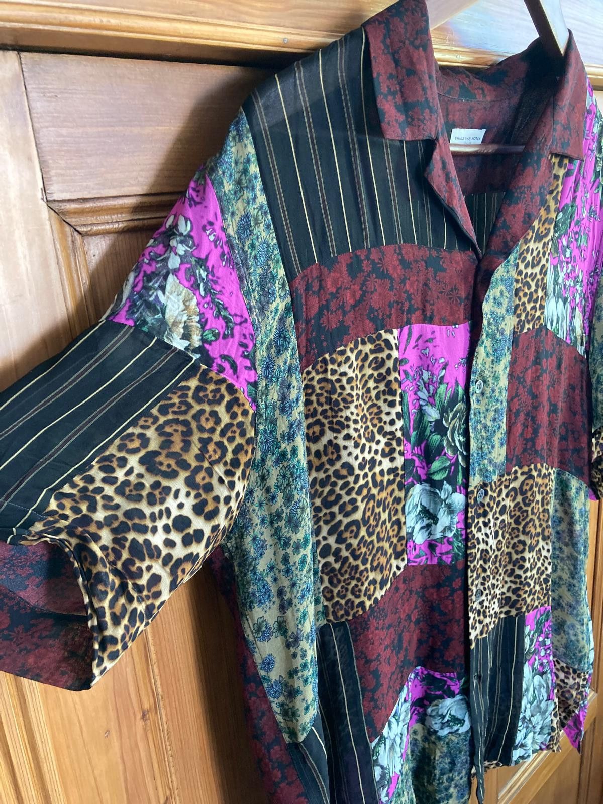 Dries Van Noten Dries Van Noten Leopard Floral Patchwork Shirt 50 L Size US L / EU 52-54 / 3 - 3 Thumbnail