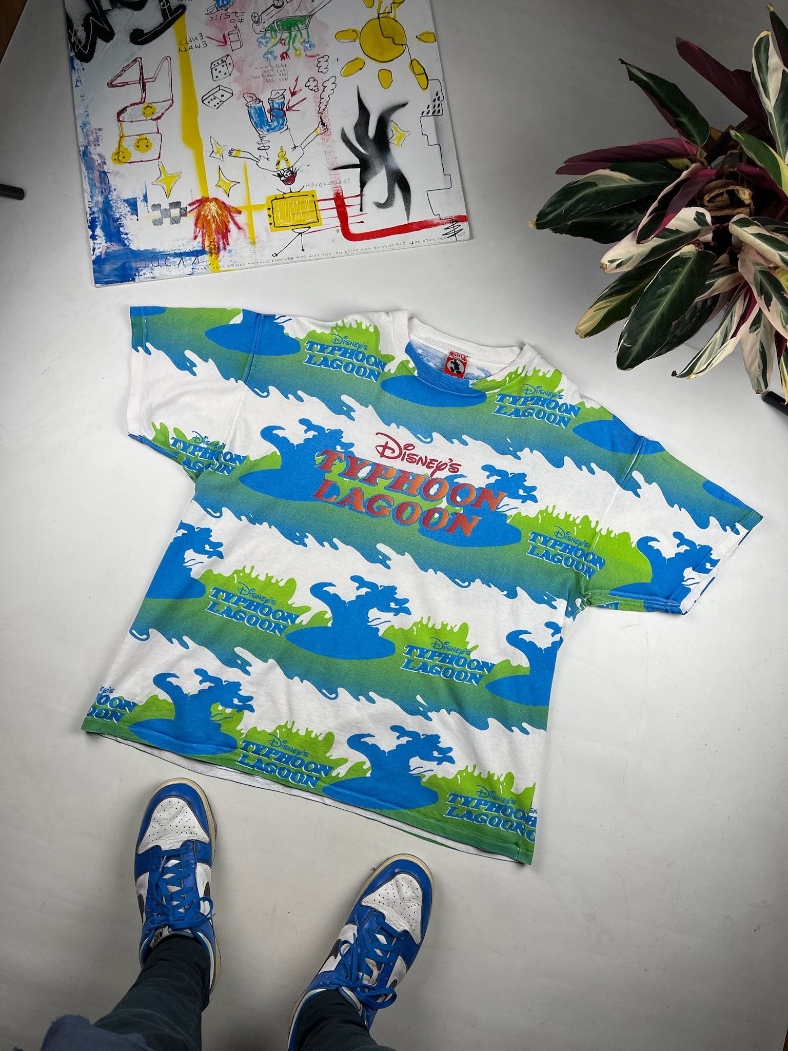 Disney ‘90s Vintage Disney Typhoon Lagoon Ride acid AOP Tee Size US XXL / EU 58 / 5 - 1 Thumbnail
