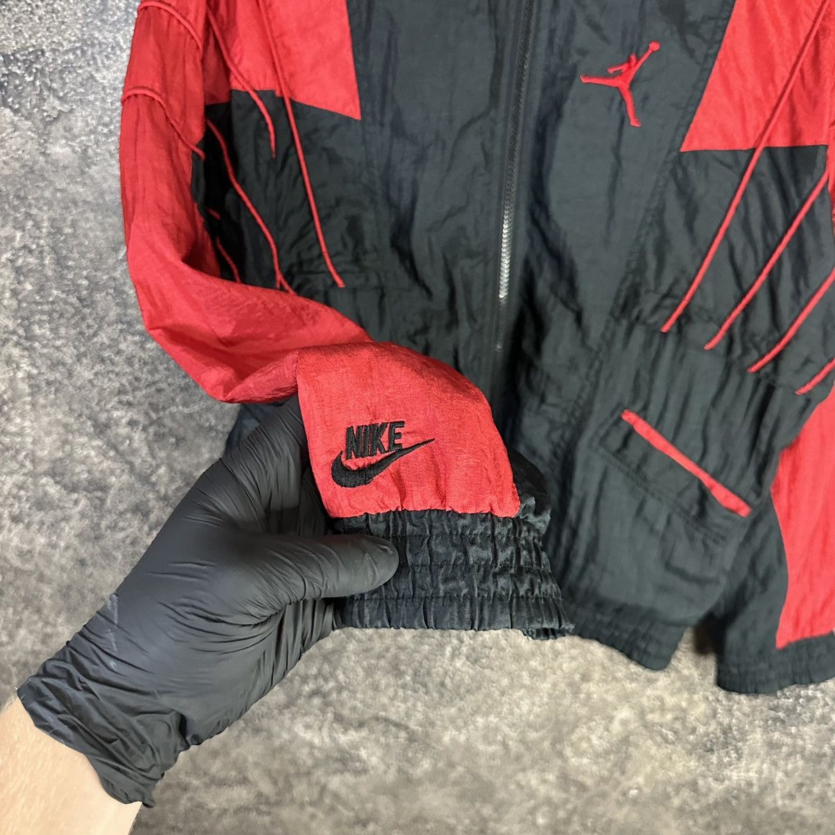 Nike Vintage Very Rare Nike x Jordan Track Jacket Size M / US 6-8 / IT 42-44 - 14 Thumbnail