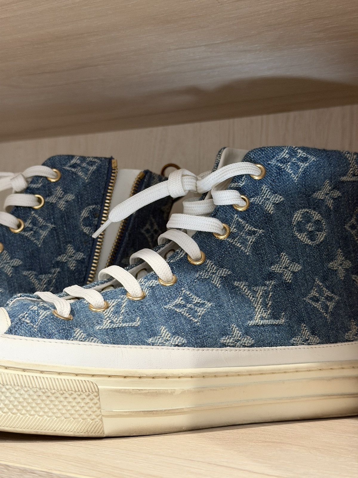 Louis Vuitton Louis Vuitton Denim womens sneakers Size US 9 / IT 39 - 7 Thumbnail