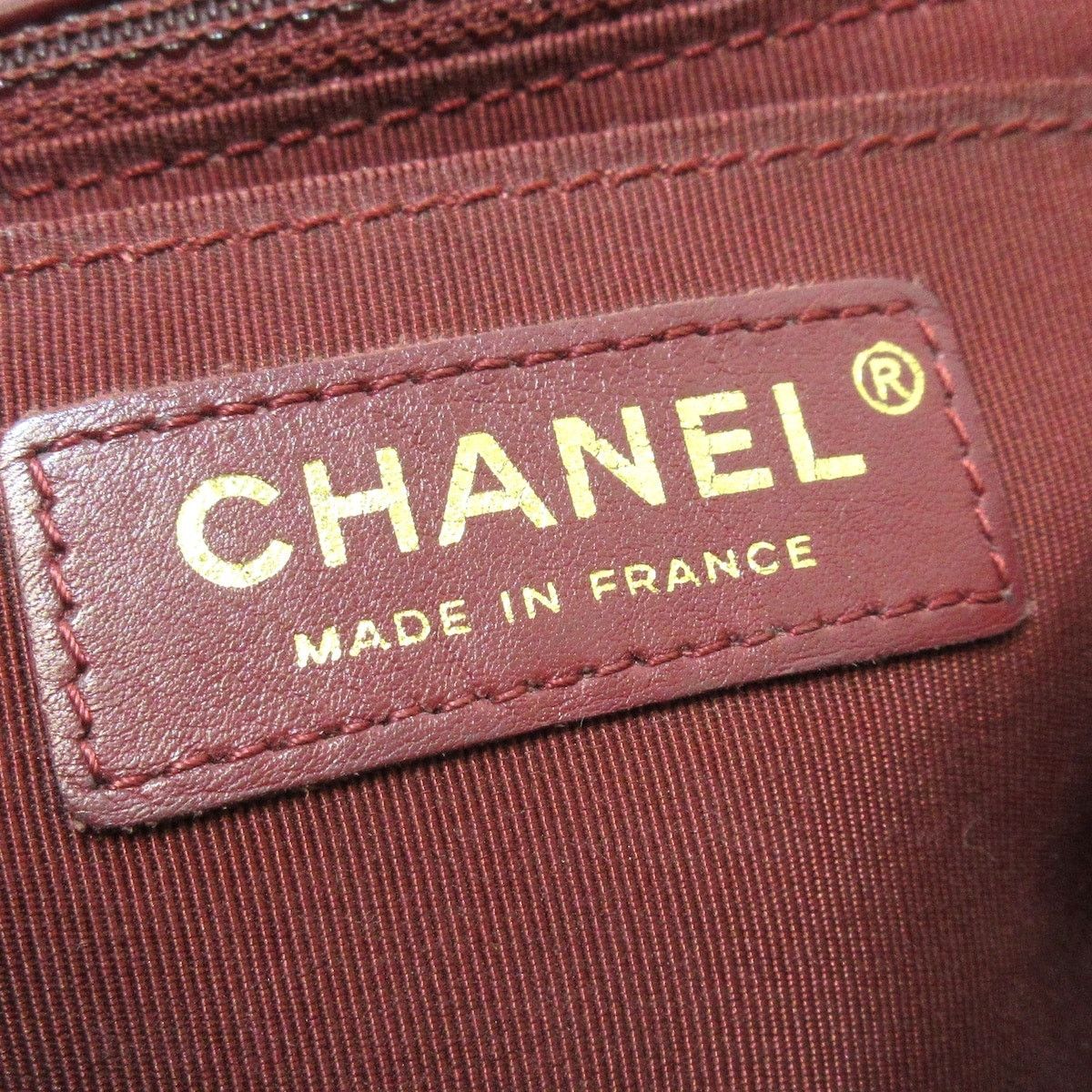Chanel CHANEL V Stitch (Chevron) Shoulder Bag Women's Size ONE SIZE - 7 Thumbnail