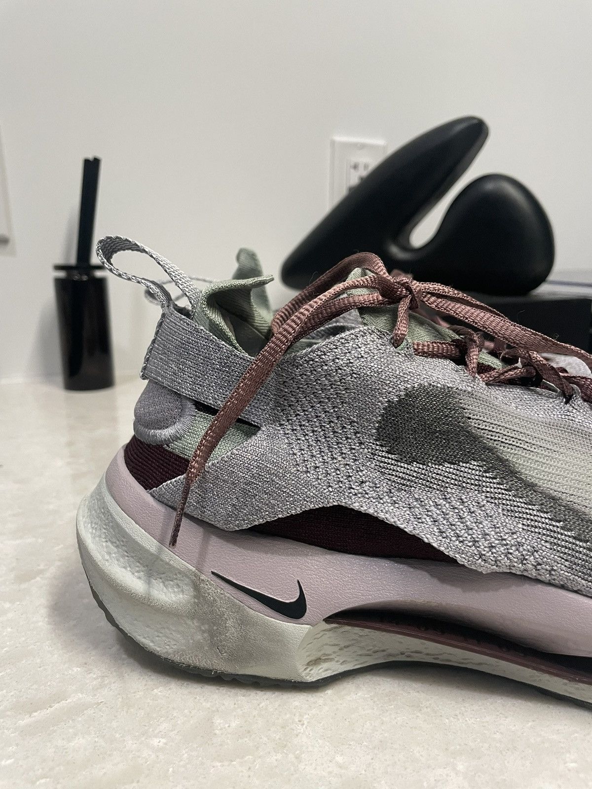 Nike Nike Spark Flyknit Burgundy Crush and Racer Blue Men 10.5 Size US 10.5 / EU 43-44 - 3 Thumbnail