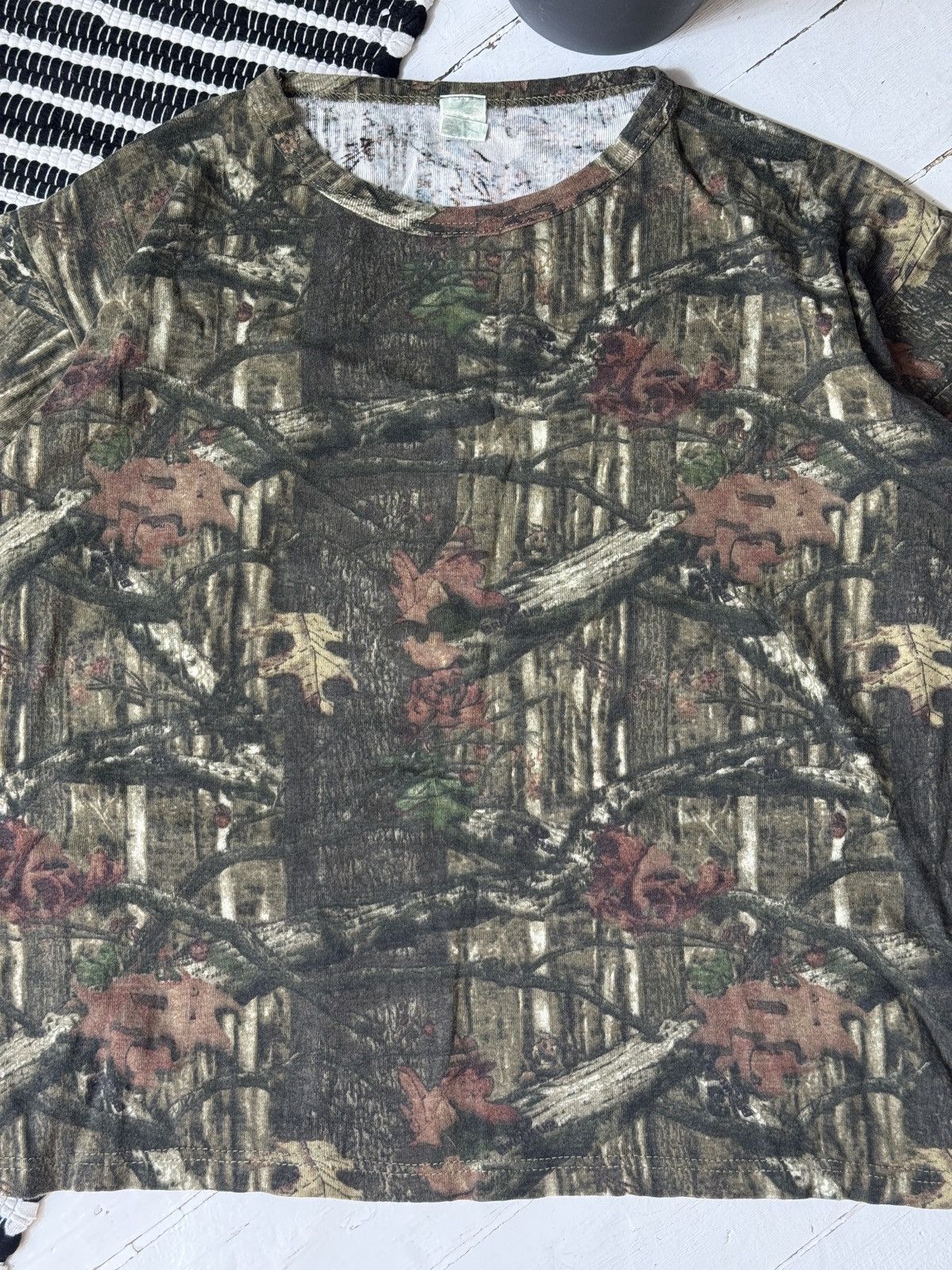 Other VINTAGE CAMOUFLAGE 2000s CROP TEE SHIRT Size S / US 4 / IT 40 - 4 Thumbnail
