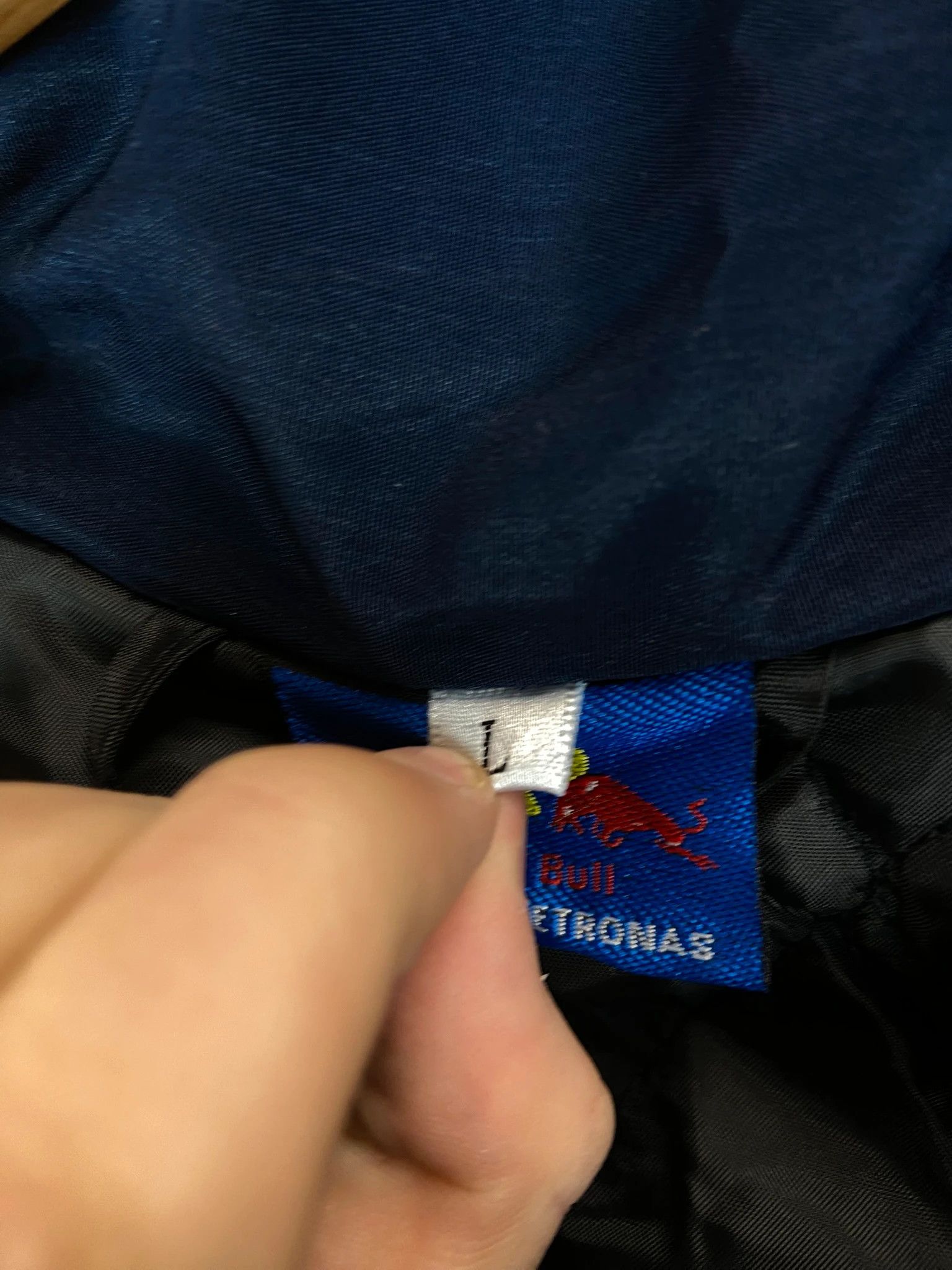 Red Bull Vintage Red Bull Navy Jacket Size L Size US L / EU 52-54 / 3 - 6 Thumbnail