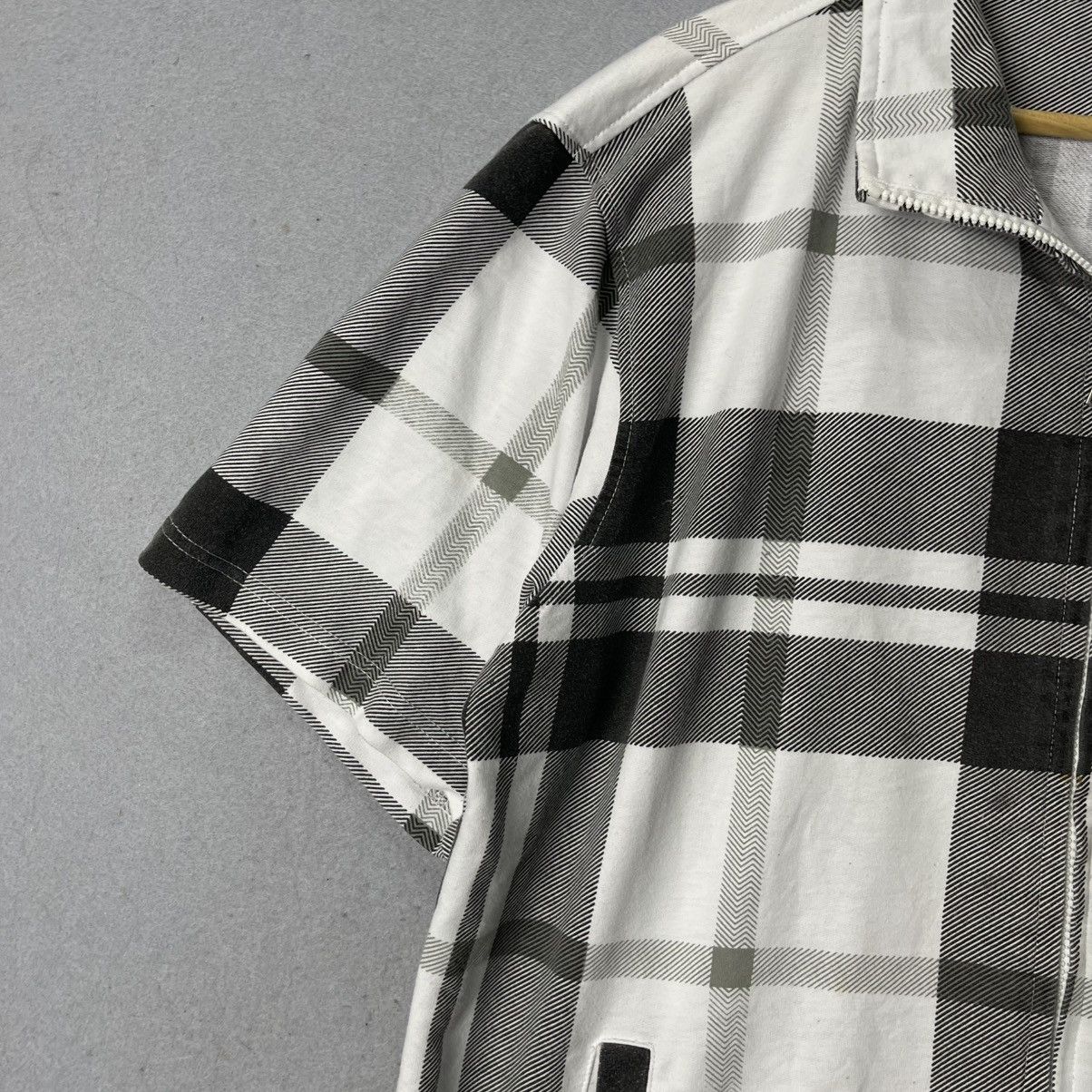 Sean John Sean John Plaid Full Zip Short Sleeve Jacket Shirt Size US XL / EU 56 / 4 - 5 Thumbnail