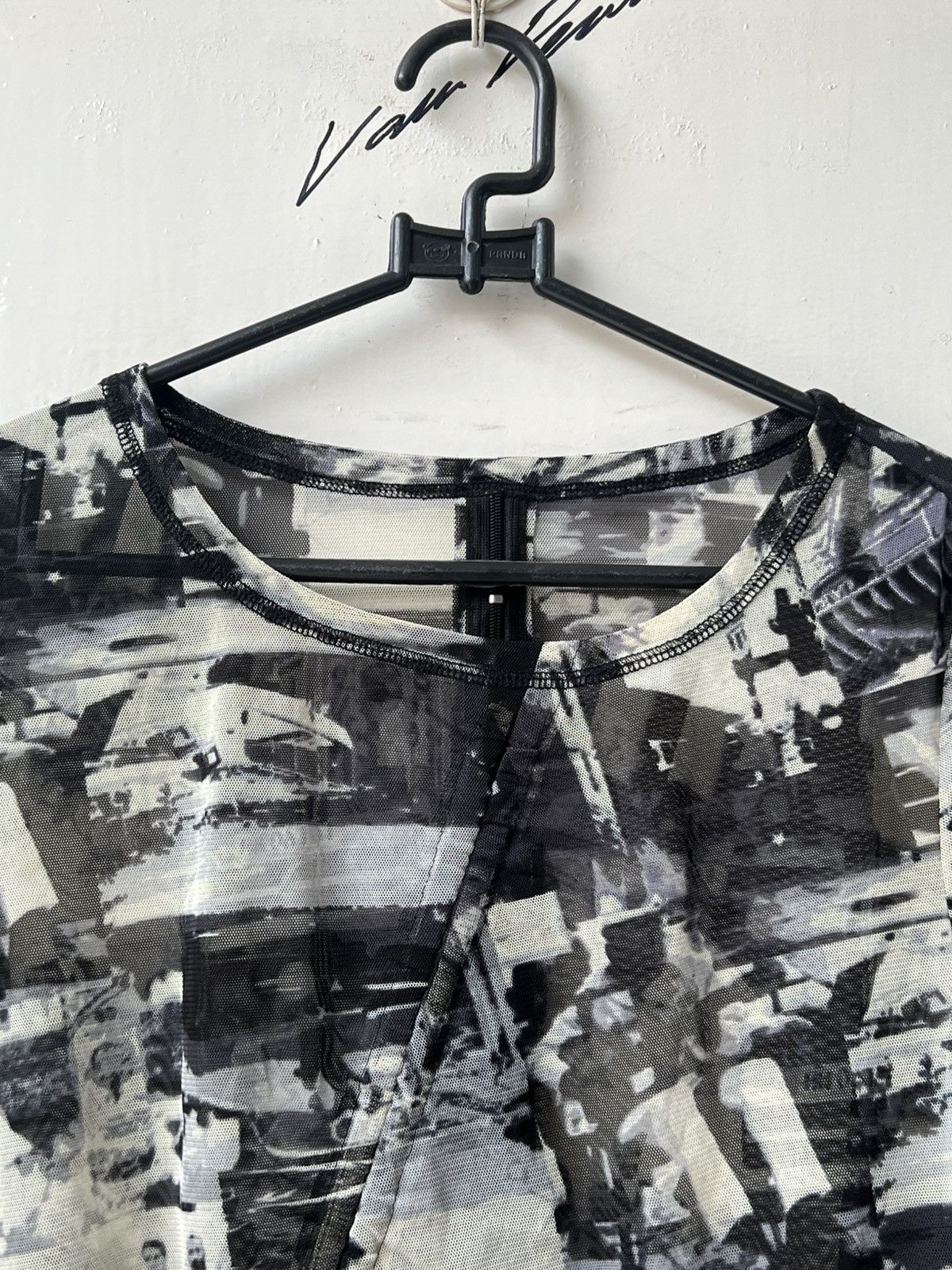 Other E-CLAT Printed Motive Rostchild Mesh T-shirt Size S / US 4 / IT 40 - 4 Thumbnail