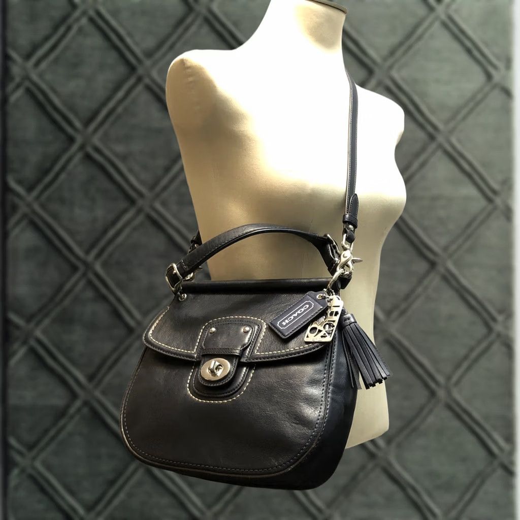Coach VINTAGE? No. ORIGINAL: Coach Willis 70th Anniversary Limited Edition Navy Leather - Orig.Tag Included Crossbody Bag Size ONE SIZE - 1 Thumbnail