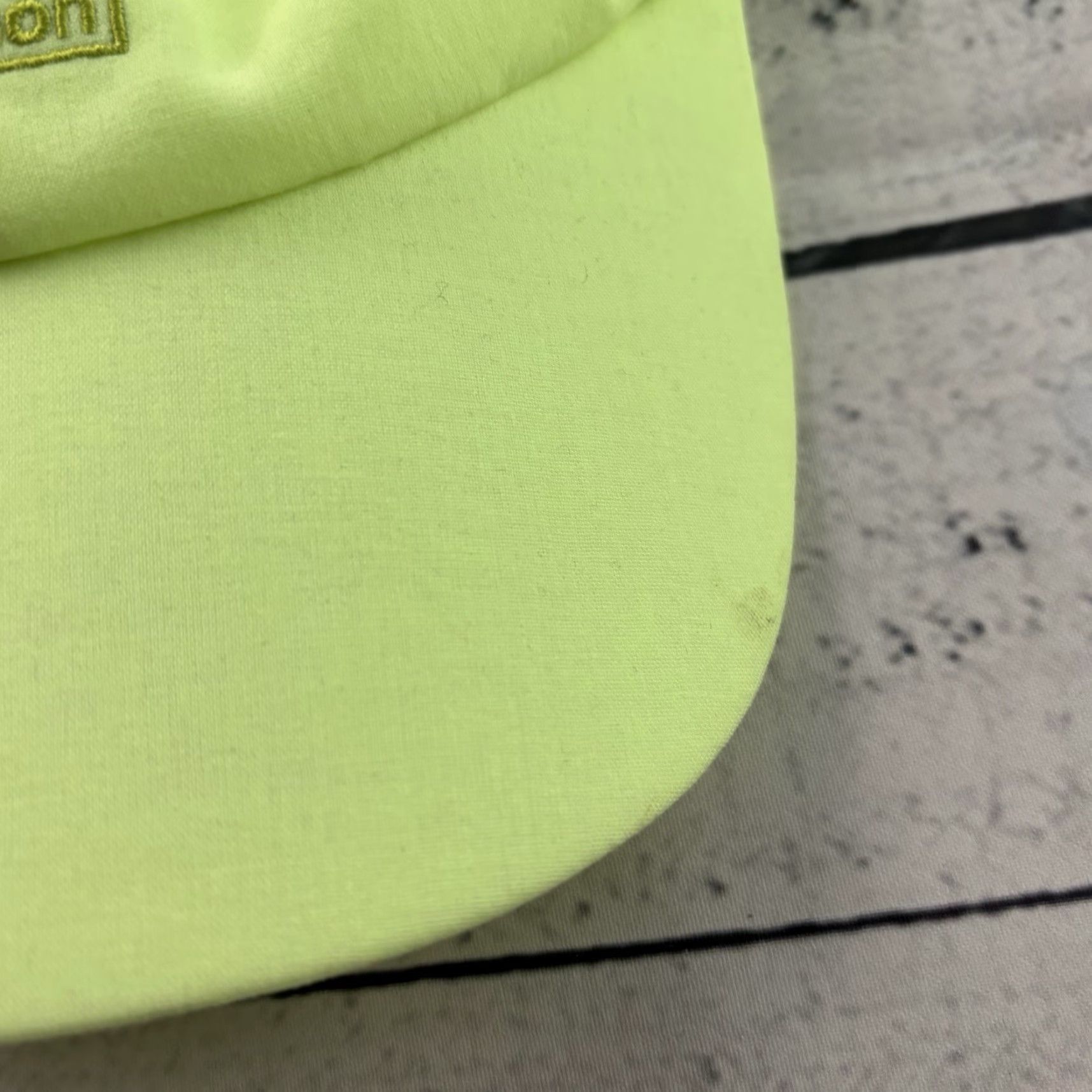 Lululemon Lululemon Baller Soft Adjustable Nylon Logo Athletic Hat Lime Green Baseball Cap Womens One Size Green Adjustable Hat Size ONE SIZE - 2 Thumbnail