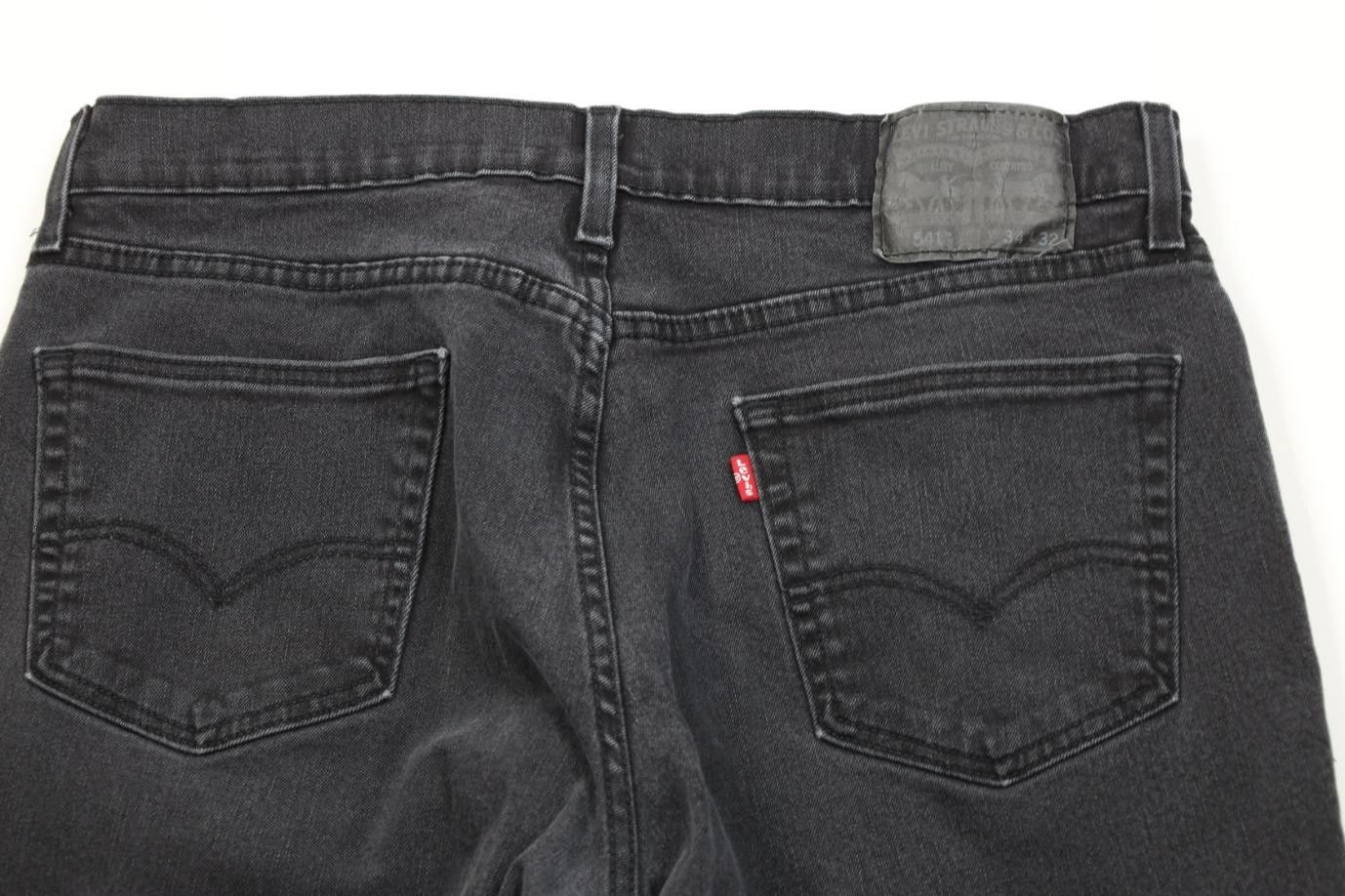Levi's Vintage Y2K Levis 541 Athletic Fit Taper Leg Denim Jeans Size US 34 / EU 50 - 12 Thumbnail