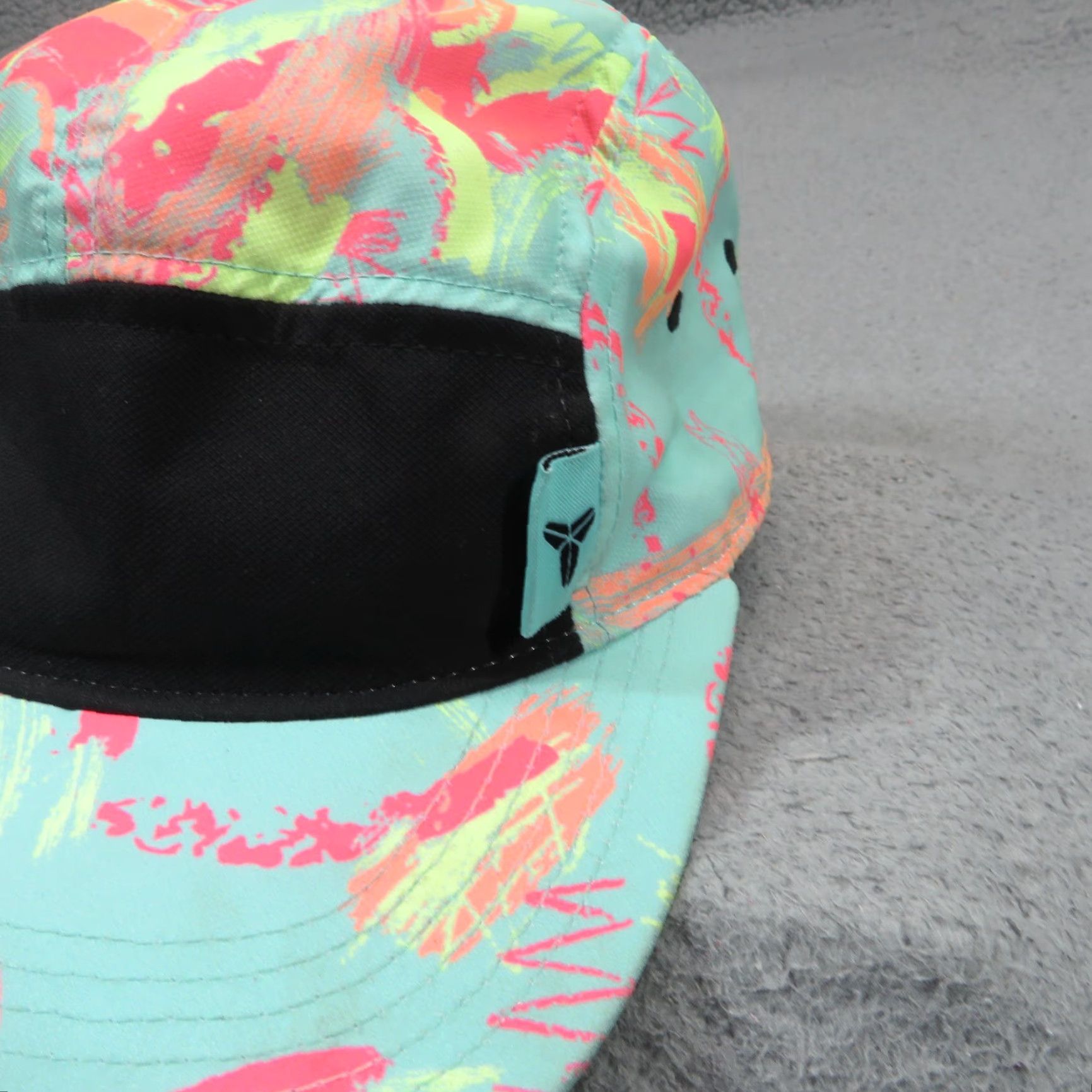 Nike VINTAGE Nike Hat Cap 5 Panel Strap Back Kobe Easter Pack Tailwind Running Men Adjustable Blue Reflective Geometric 90s Sports Logo Mens Size ONE SIZE - 3 Thumbnail