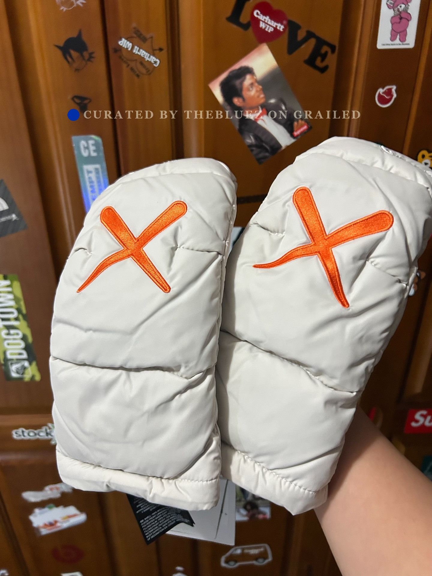 The North Face KAWS x The North Face Gloves Size ONE SIZE - 1 Thumbnail