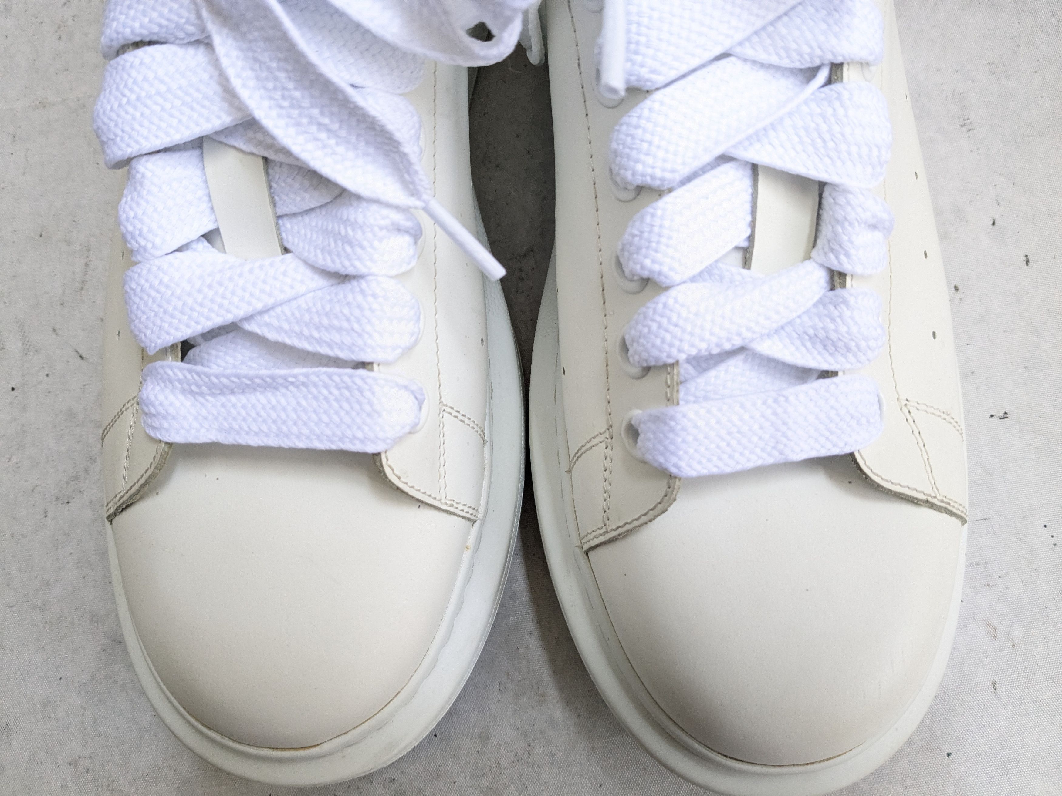 Alexander McQueen Alexander McQueen Larry Oversized Sneakers 12 45 White Brown Size US 12 / EU 45 - 4 Thumbnail