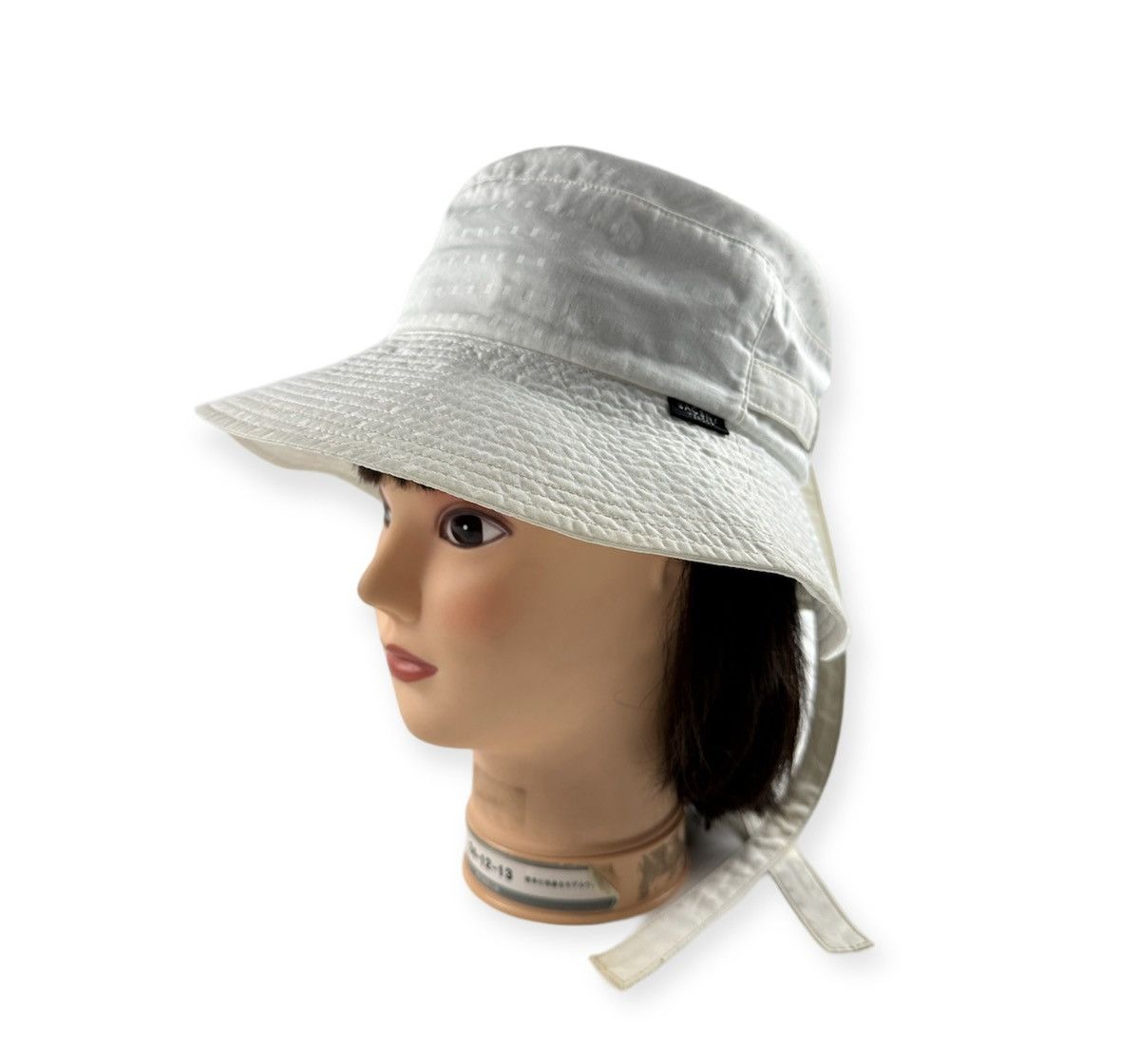 image of Yohji Yamamoto Y’Saccs Bucket Hat in White, Women's
