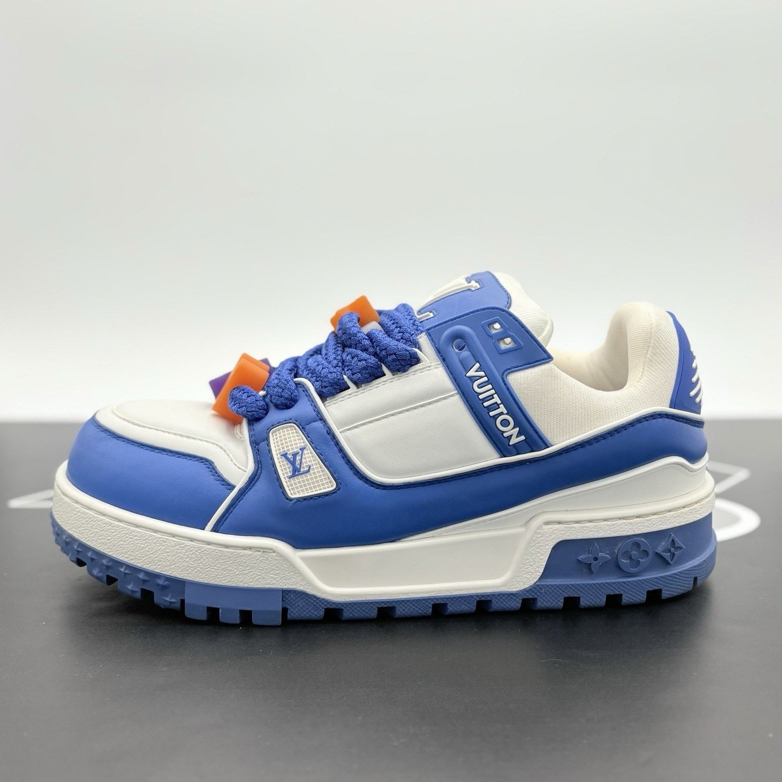Louis Vuitton Louis Vuitton Maxi ' Blue White ' | GREAT CONDITION! Size US 10.5 / EU 43-44 - 8 Thumbnail