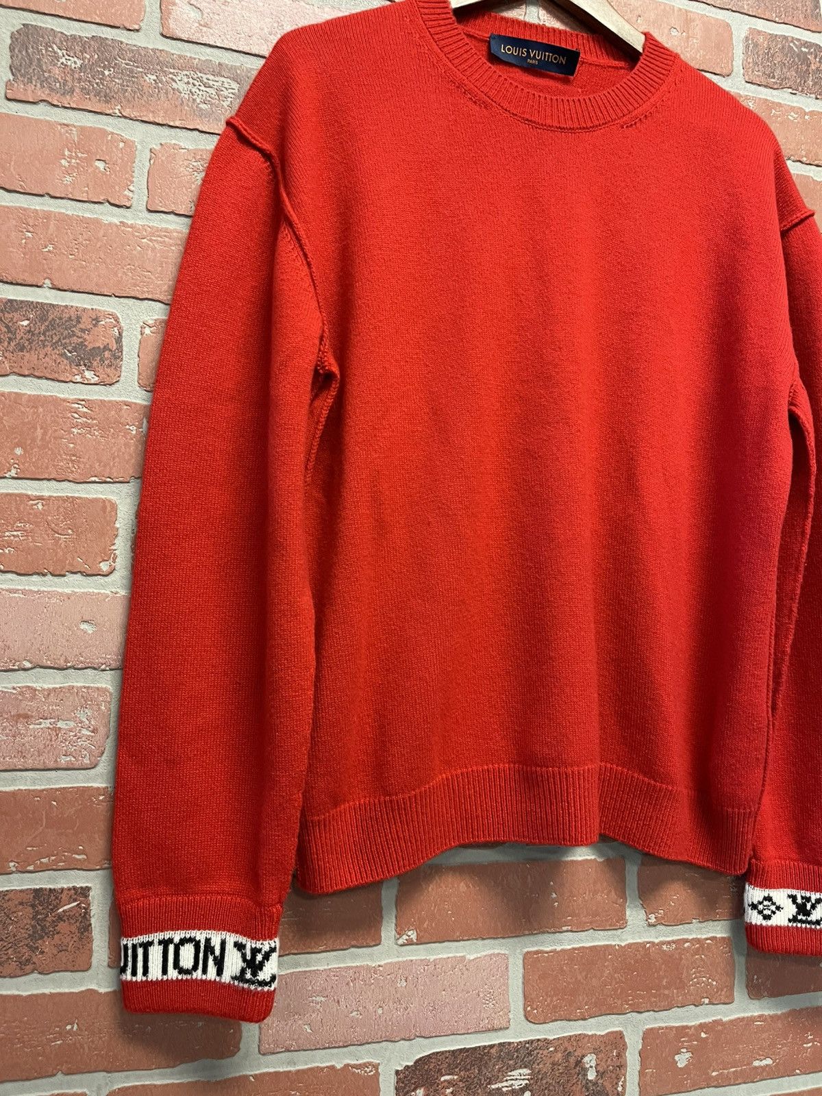 Louis Vuitton Size S - Louis Vuitton Cuffs Cashmere Crewneck Sweater Red Size US S / EU 44-46 / 1 - 2 Thumbnail