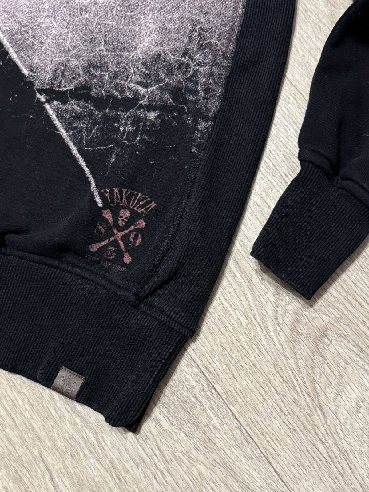 Japanese Brand 🔷Vintage Yakuza Read Crow Y2K Sweatshirt🔷 Size US S / EU 44-46 / 1 - 2 Thumbnail