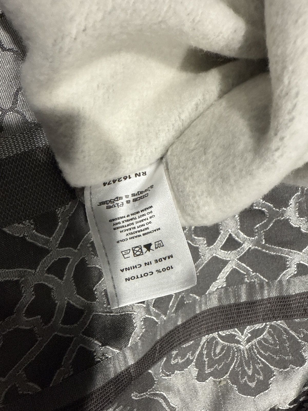 Sp5der Spider, dark heat, gray beluga hoodie, size small Size US S / EU 44-46 / 1 - 3 Thumbnail