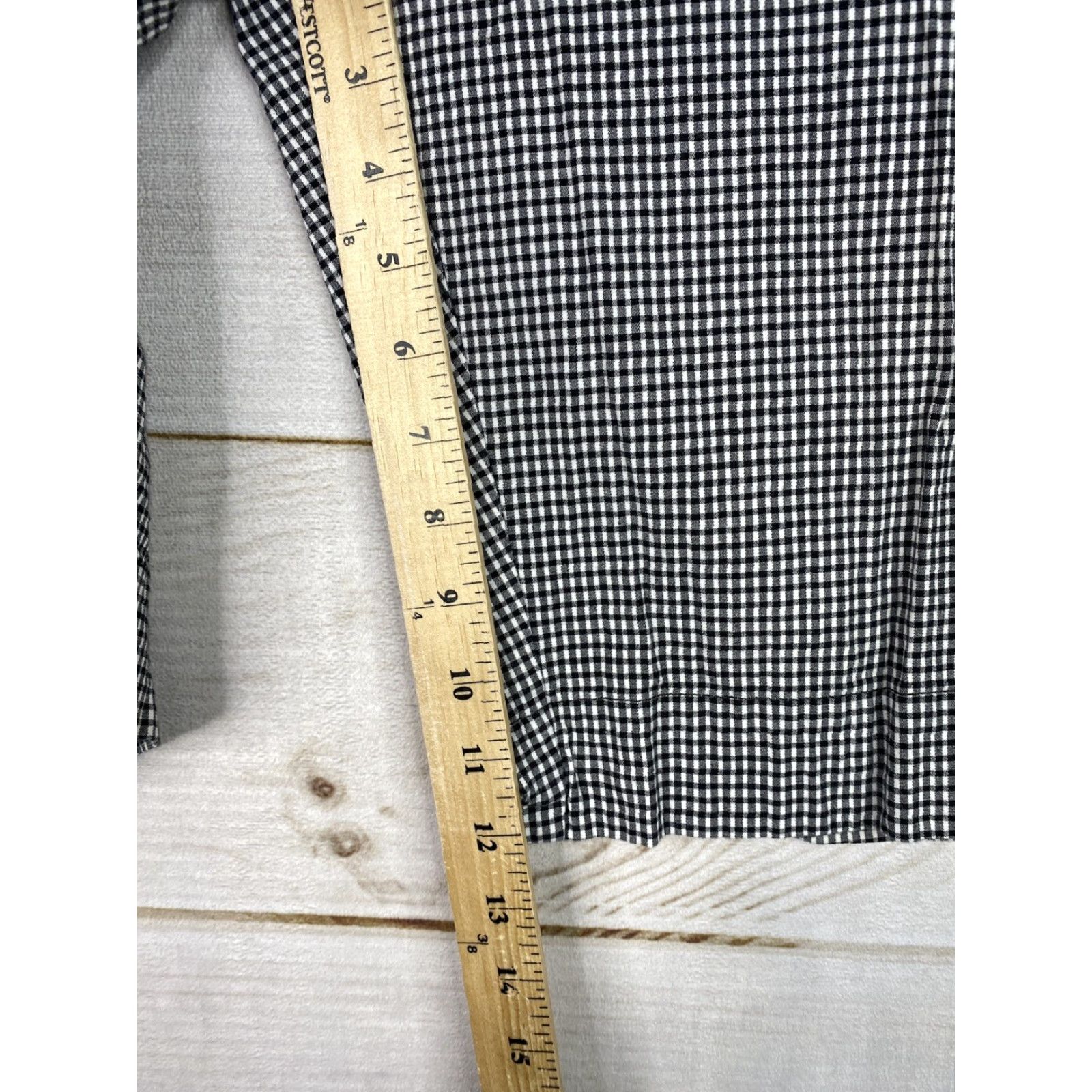 Vintage Karen Scott Skimmer Shorts Womens 14 Black White Check Stretch Cotton 12" Inseam Size 36" / US 14 / IT 50 - 6 Thumbnail