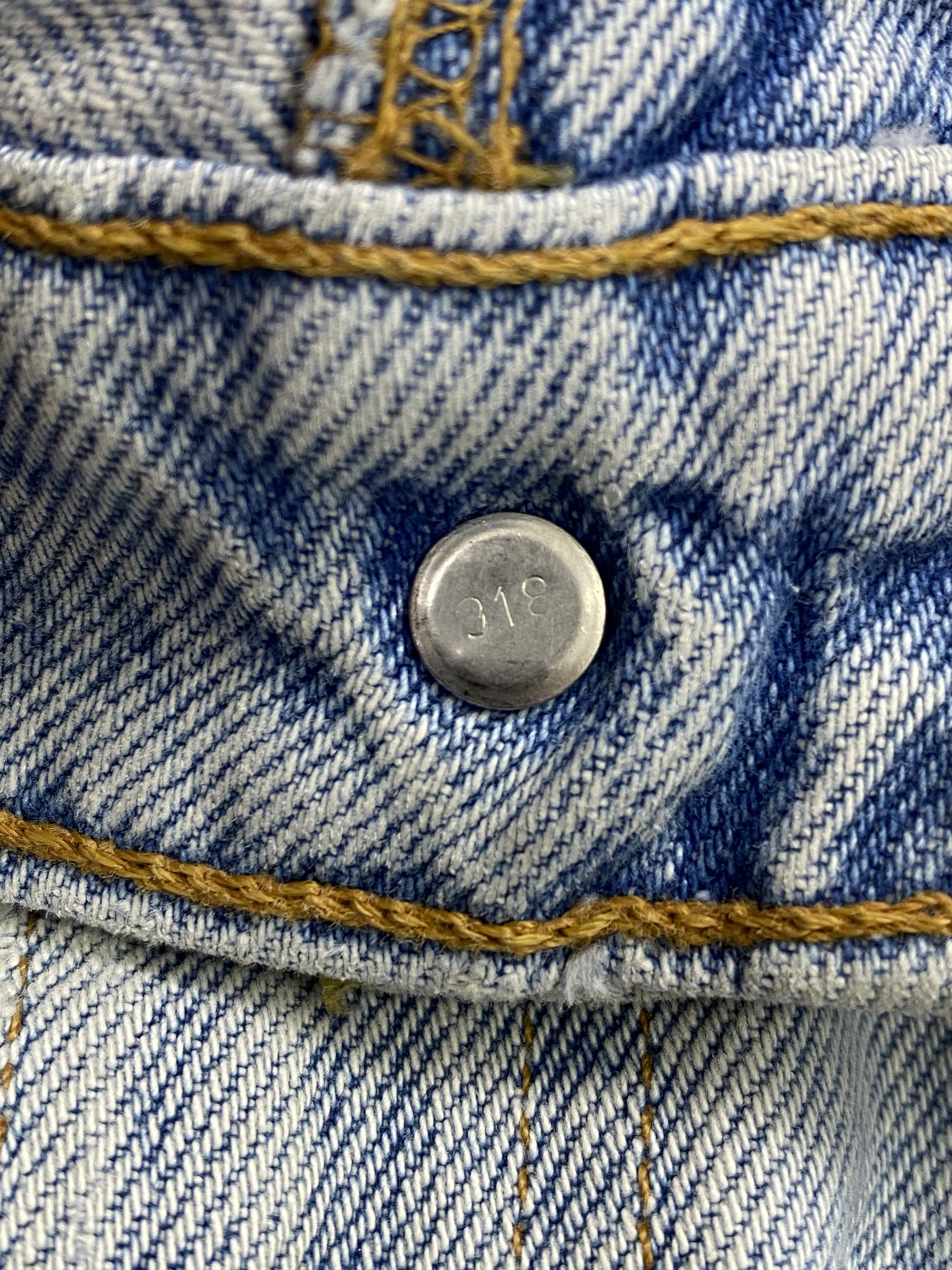 Levi's × Vintage Vintage 90s Levi's 505 Light Washed Orange Tab Jeans Size US 33 - 13 Thumbnail