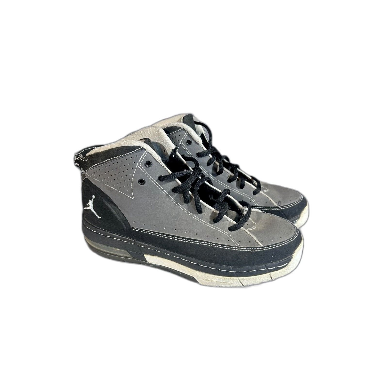 Jordan Brand Jordan Flight School 2010 Boys Shoes 5.5Y 395628-010 Gray Size US XXS / EU 40 - 1 Thumbnail