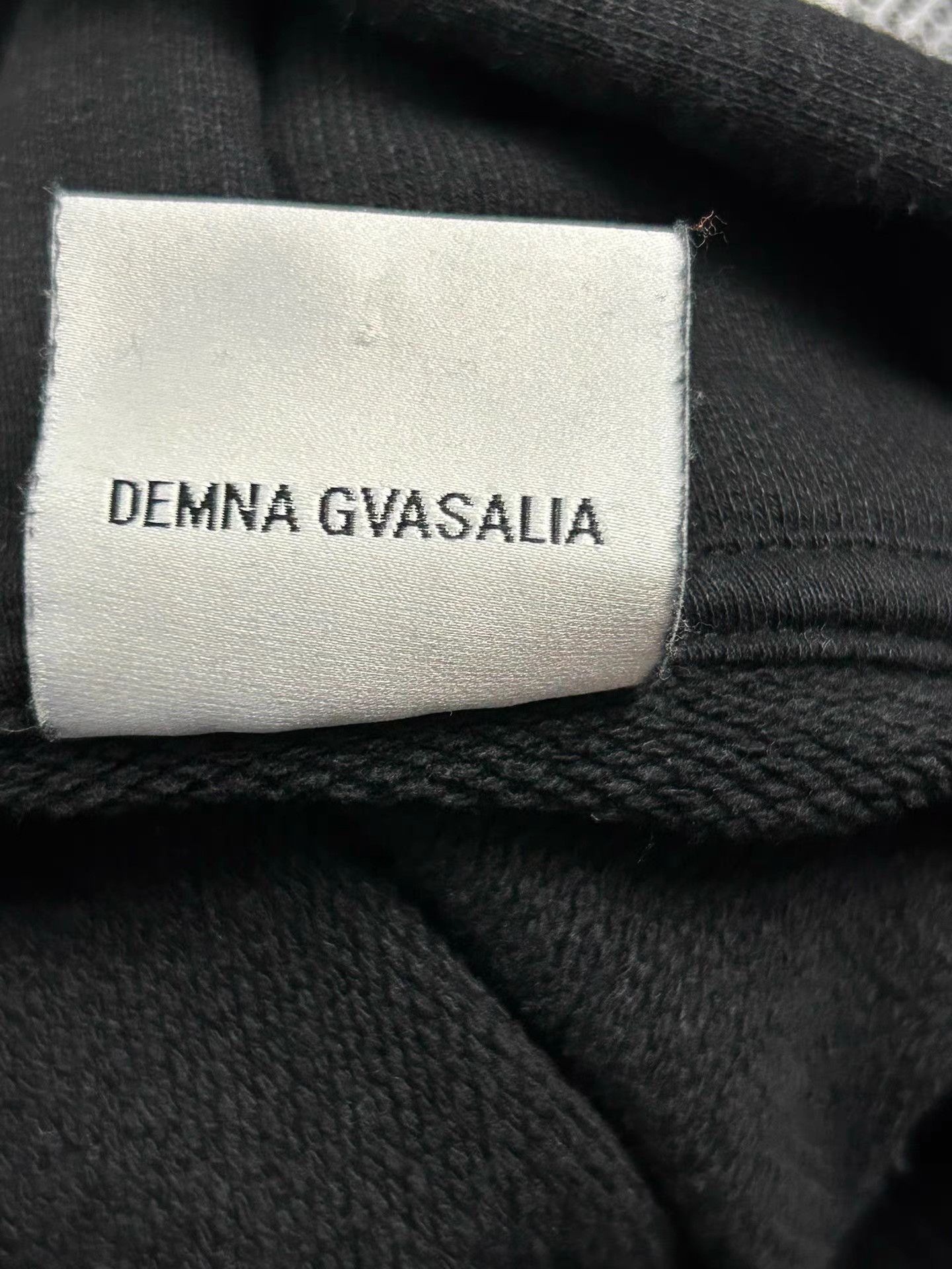 Vetements VETEMENTS classic logo sweatshirt Size US M / EU 48-50 / 2 - 9 Thumbnail
