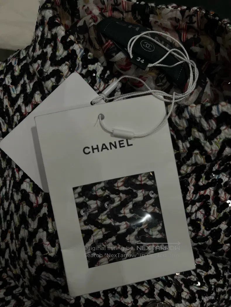 Chanel Chanel 23A black and white mixed-colour sequin jacket Size XXS / US 00 / IT 34 - 4 Thumbnail
