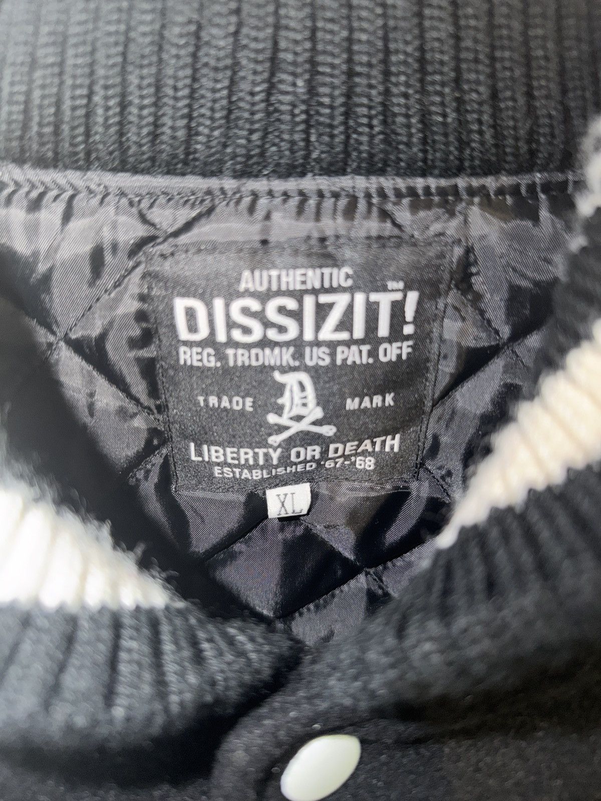 Dissizit Dissizit! RIP LA Size US XL / EU 56 / 4 - 7 Thumbnail
