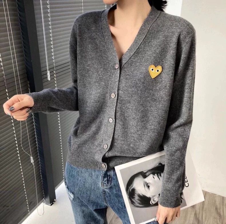 Comme des Garcons Comme Des Garcons Wool Cardigan Grey Gold Heart Size US XL / EU 56 / 4 - 8 Thumbnail