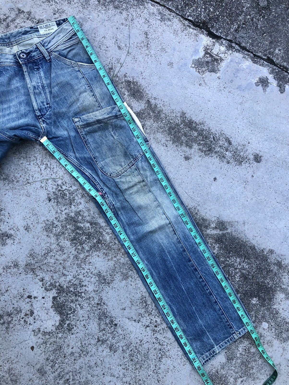 Diesel RECONSTRUCTED DIESEL FLAGIX SIX POCKET Size US 31 - 17 Thumbnail