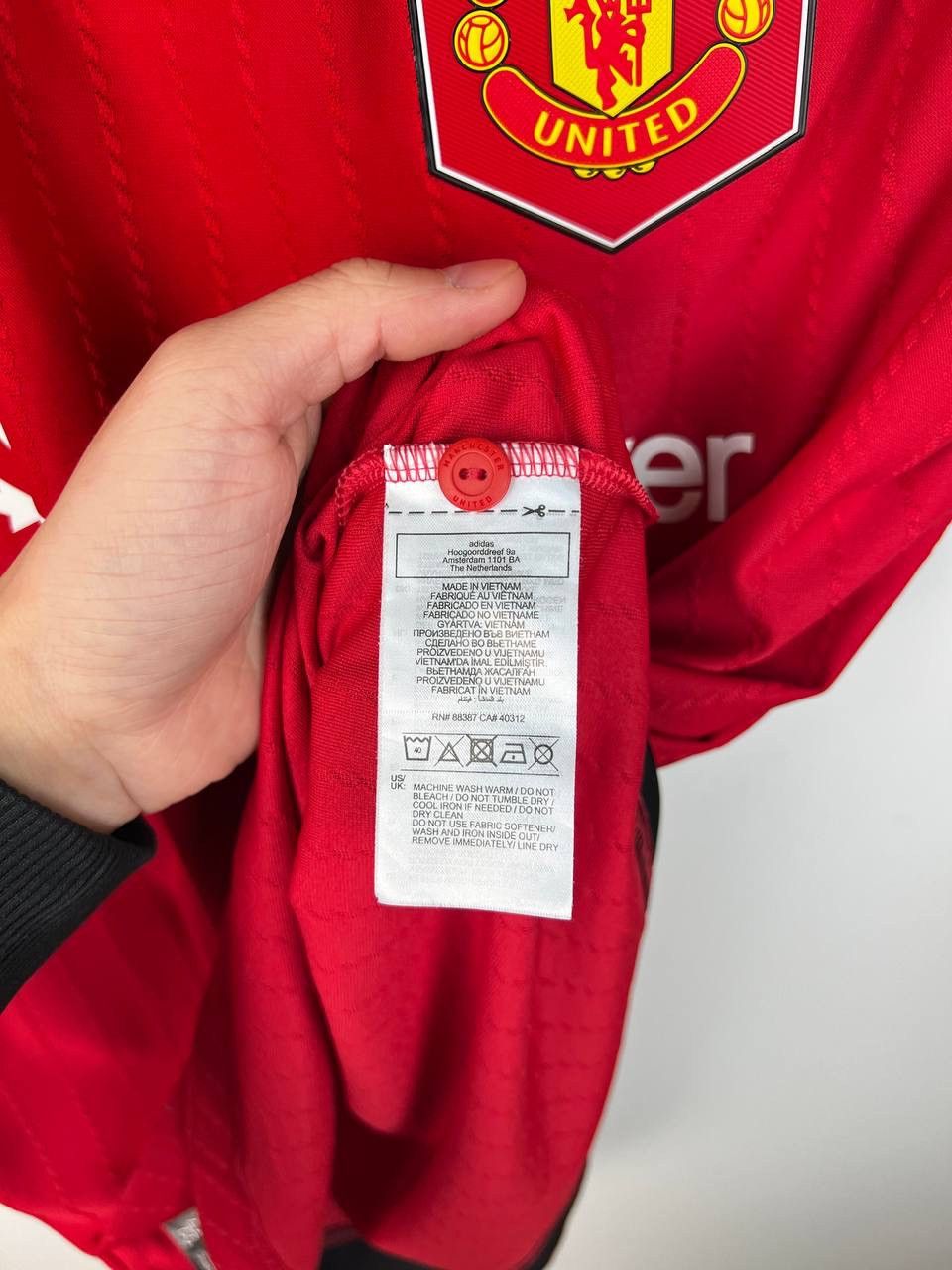 Vintage Manchester United Adidas Sancho #25 22/23 jersey home size L Size US L / EU 52-54 / 3 - 9 Thumbnail