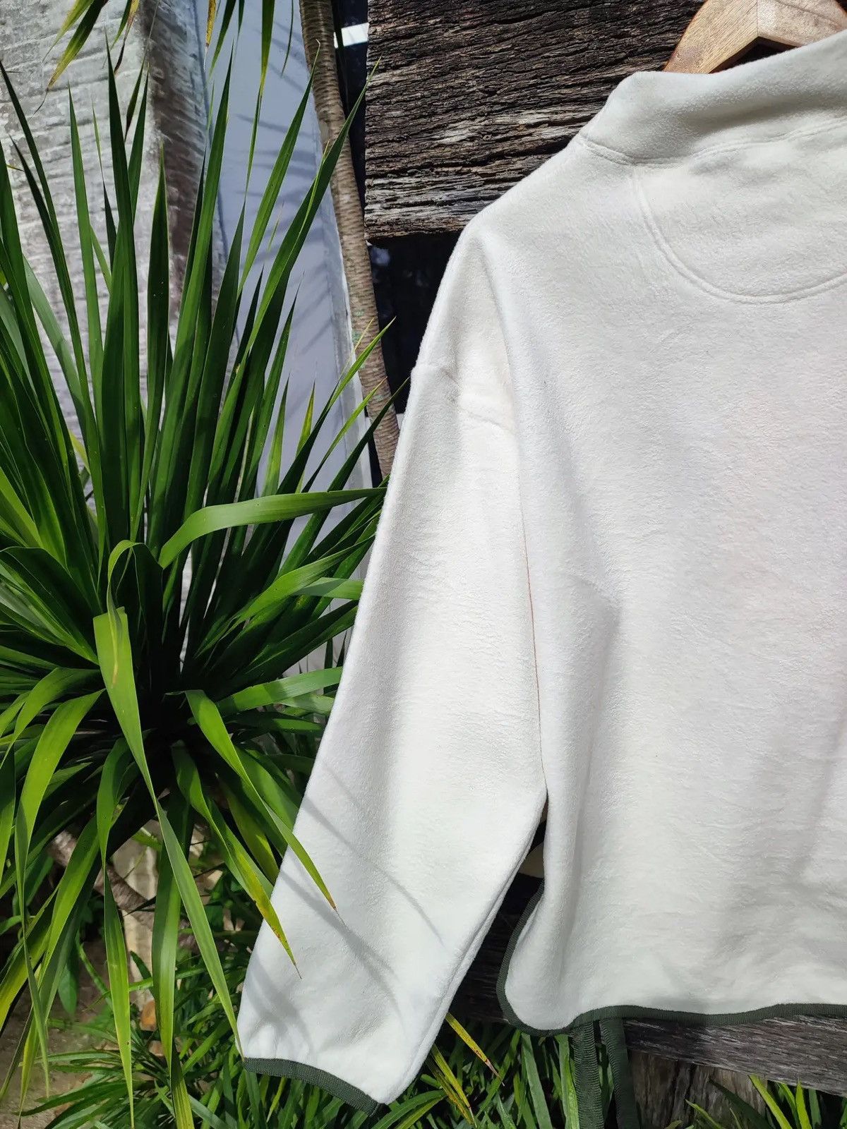 Uniqlo × White Mountaineering UNIQLO x White Mountaineering Fleece Pullover – Off-White Size US L / EU 52-54 / 3 - 7 Thumbnail