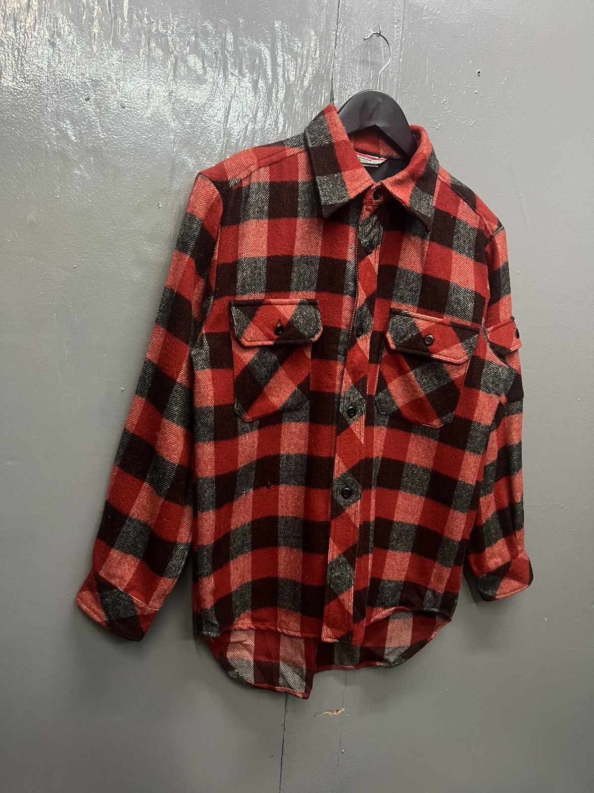 Flannel Vintage Descente Flannel Plaid Red Size US M / EU 48-50 / 2 - 3 Thumbnail