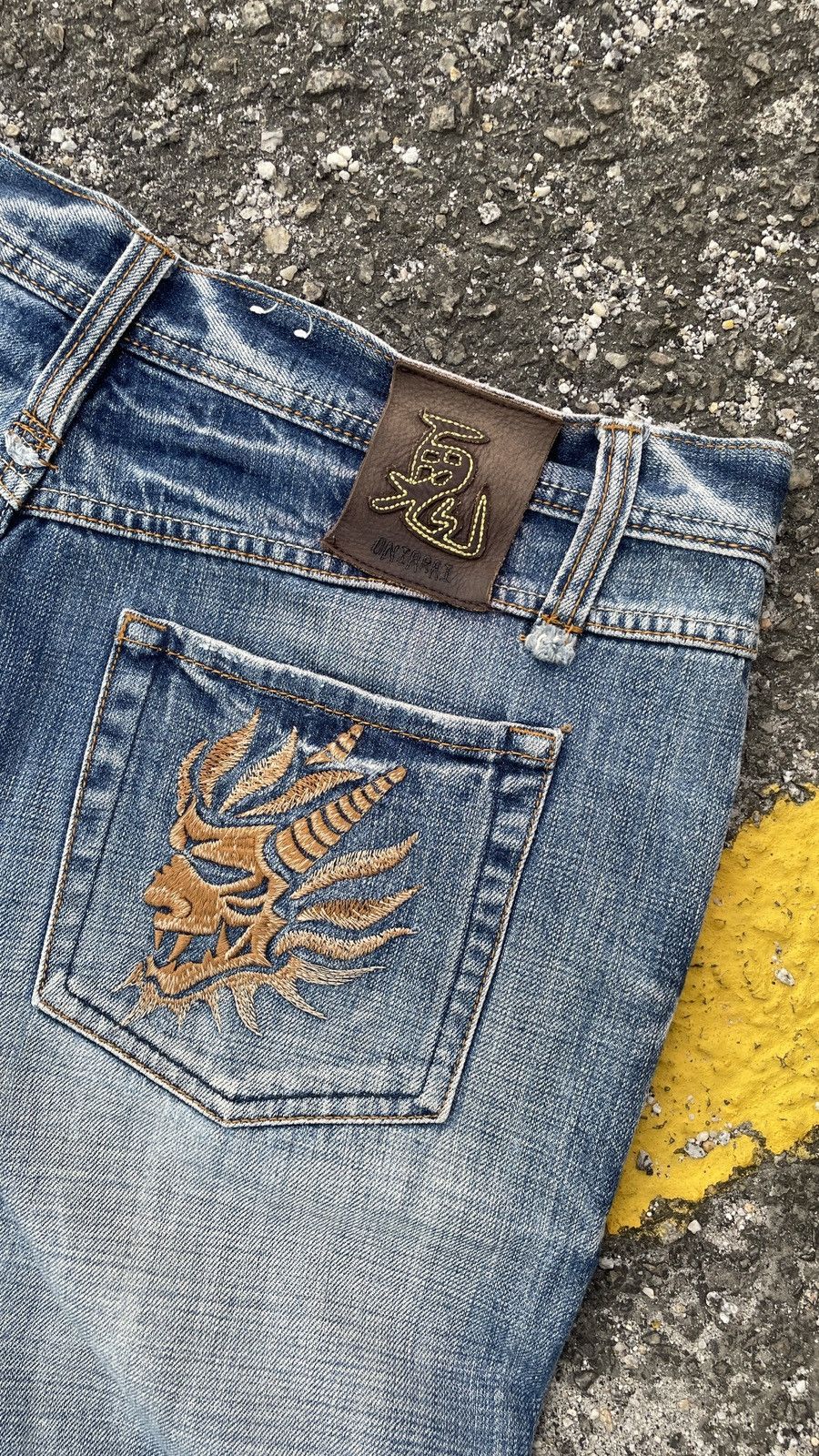 Japanese Brand × Jean × Vintage Vintage Rare Oniarai Jeans Denim Japan Size US 39 - 1 Thumbnail