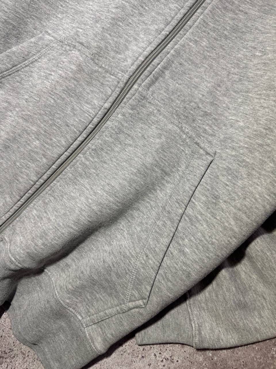 Nike Vintage Nike Streetwear Y2K Gray Hoodie Embroidered Swoosh Size US L / EU 52-54 / 3 - 4 Thumbnail