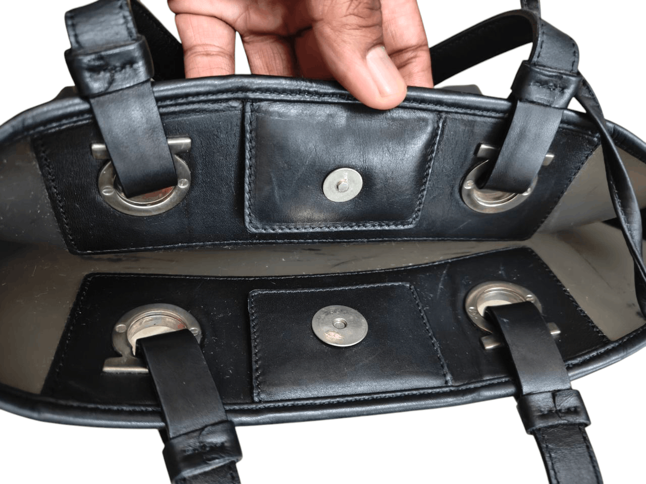 Salvatore Ferragamo Salvatore Ferragamo Black Gancini Handbag Size ONE SIZE - 8 Thumbnail