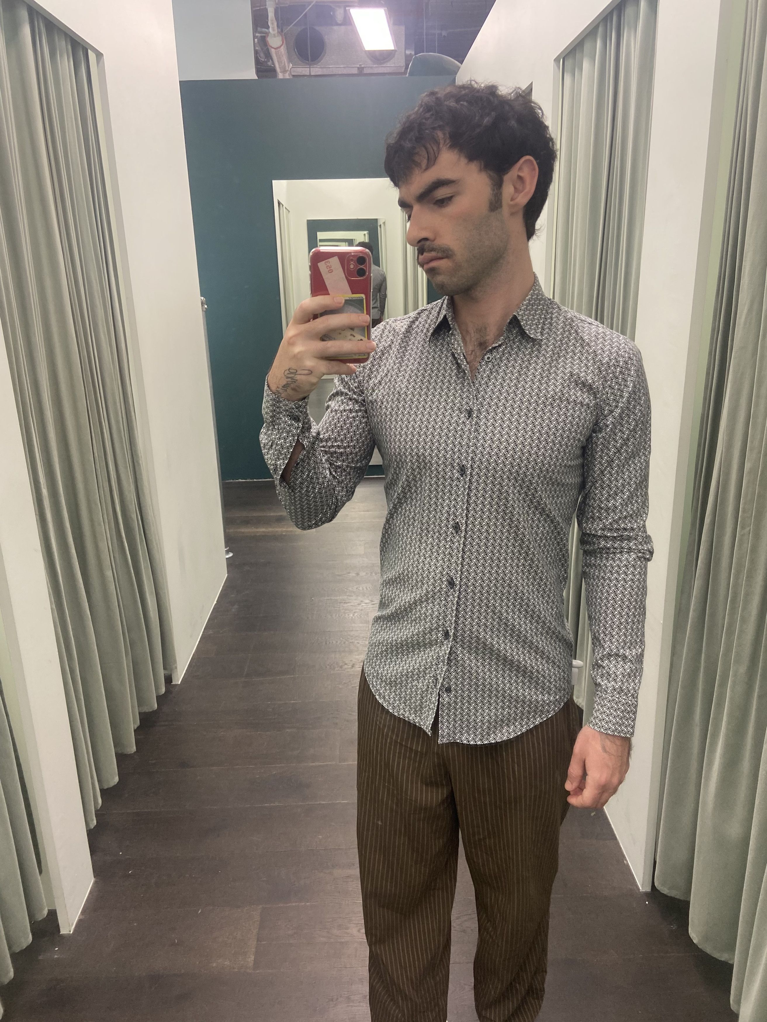 Gucci Gucci Skinny Shirt Size US S / EU 44-46 / 1 - 2 Thumbnail