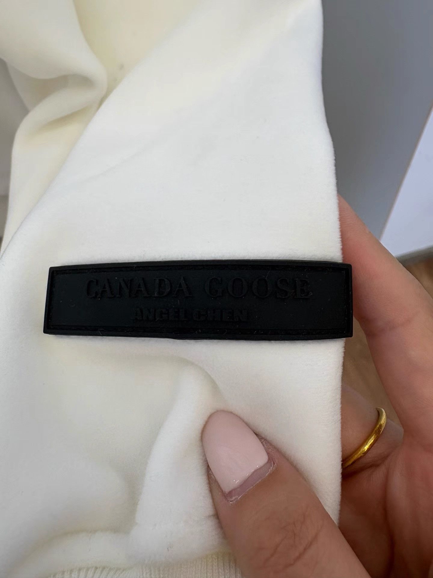 Canada Goose Canada Goose Niro Series Embroidered Hoodie K36 Size US S / EU 44-46 / 1 - 5 Thumbnail