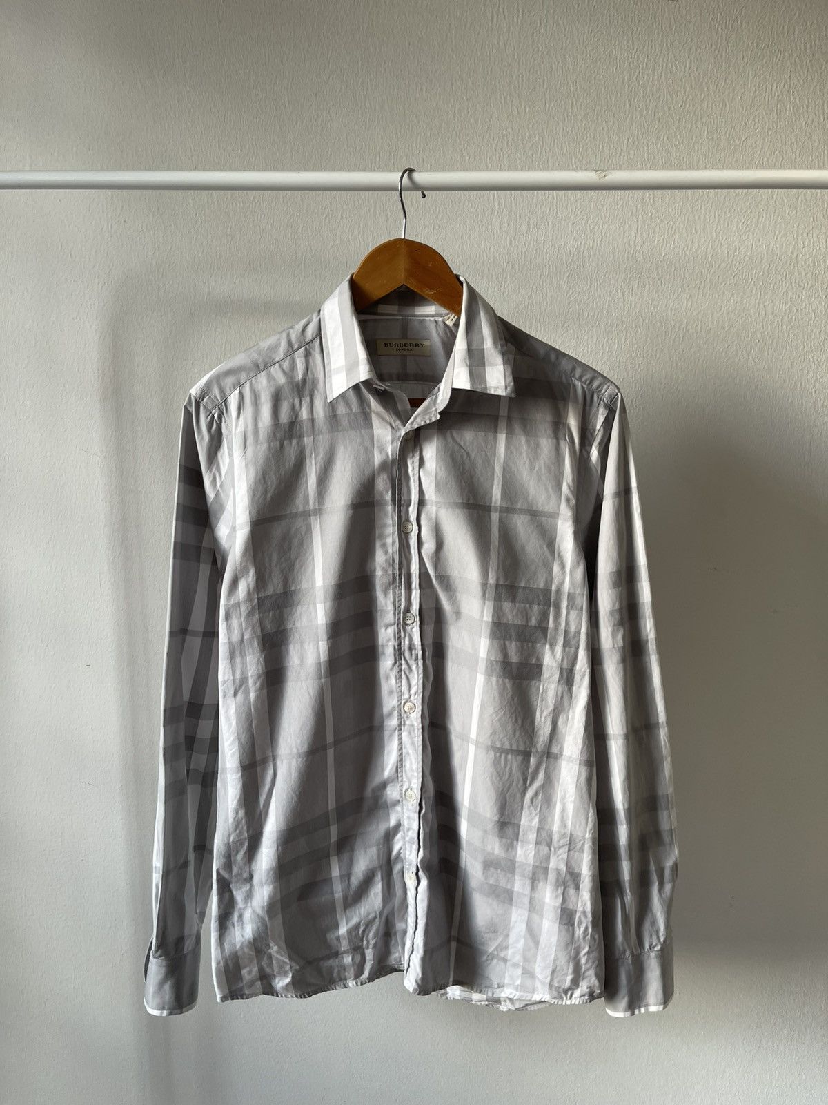 Burberry Burberry Grey Novacheck Shirt Size US M / EU 48-50 / 2 - 3 Thumbnail