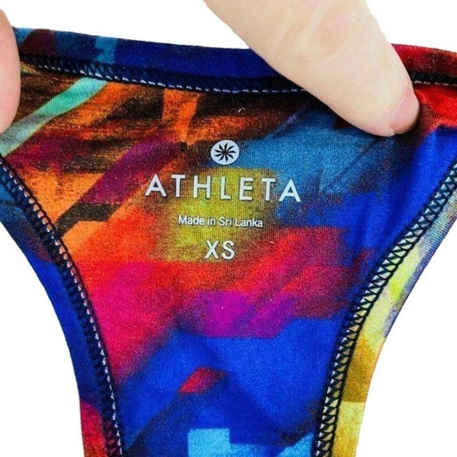 Athleta Athleta Chi Multi Colorburst Tank Xsmall Workout Size XS / US 0-2 / IT 36-38 - 5 Thumbnail